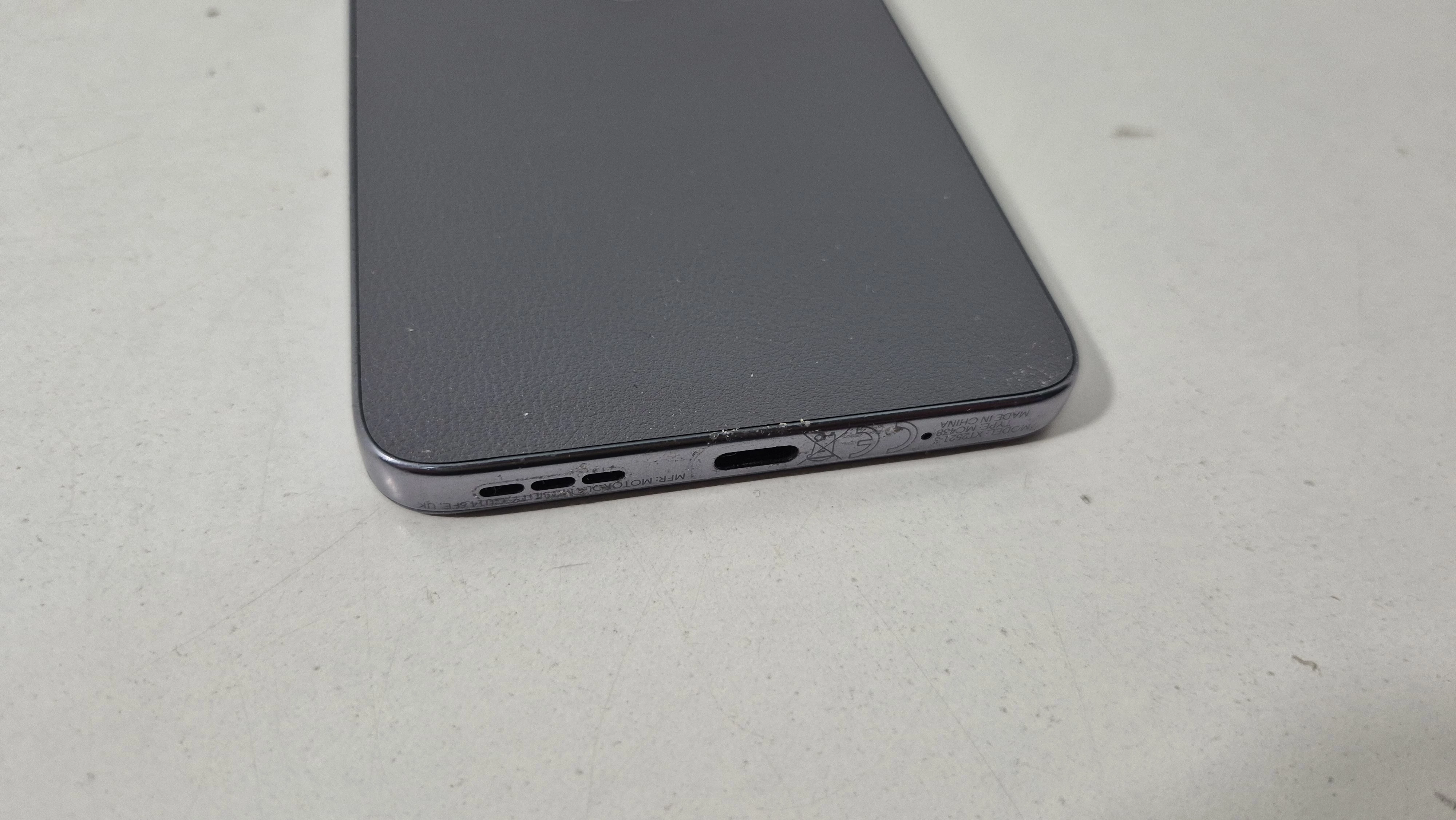 telefon-moto-g15-pamiec-ram-202865-214121