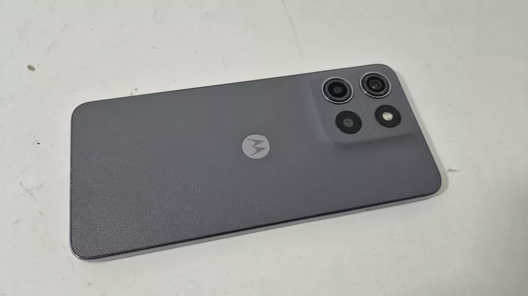 telefon-moto-g15-pojemnosc-akumulatora-5200