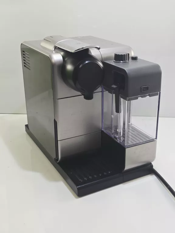 ekspress-do-kawy-nespresso-delonghi-en550s-glowna-62-poznan-ska-x