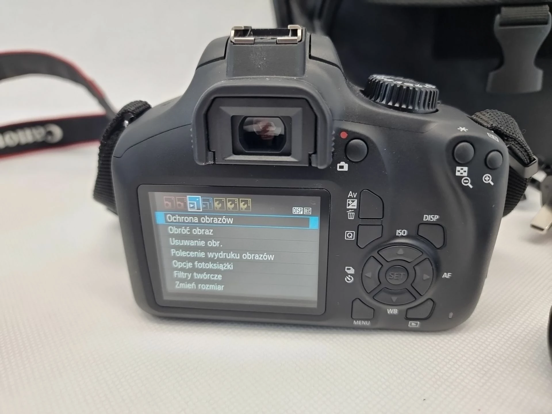 canon-eos-4000d-body18-5555mm-model-eos-4000d