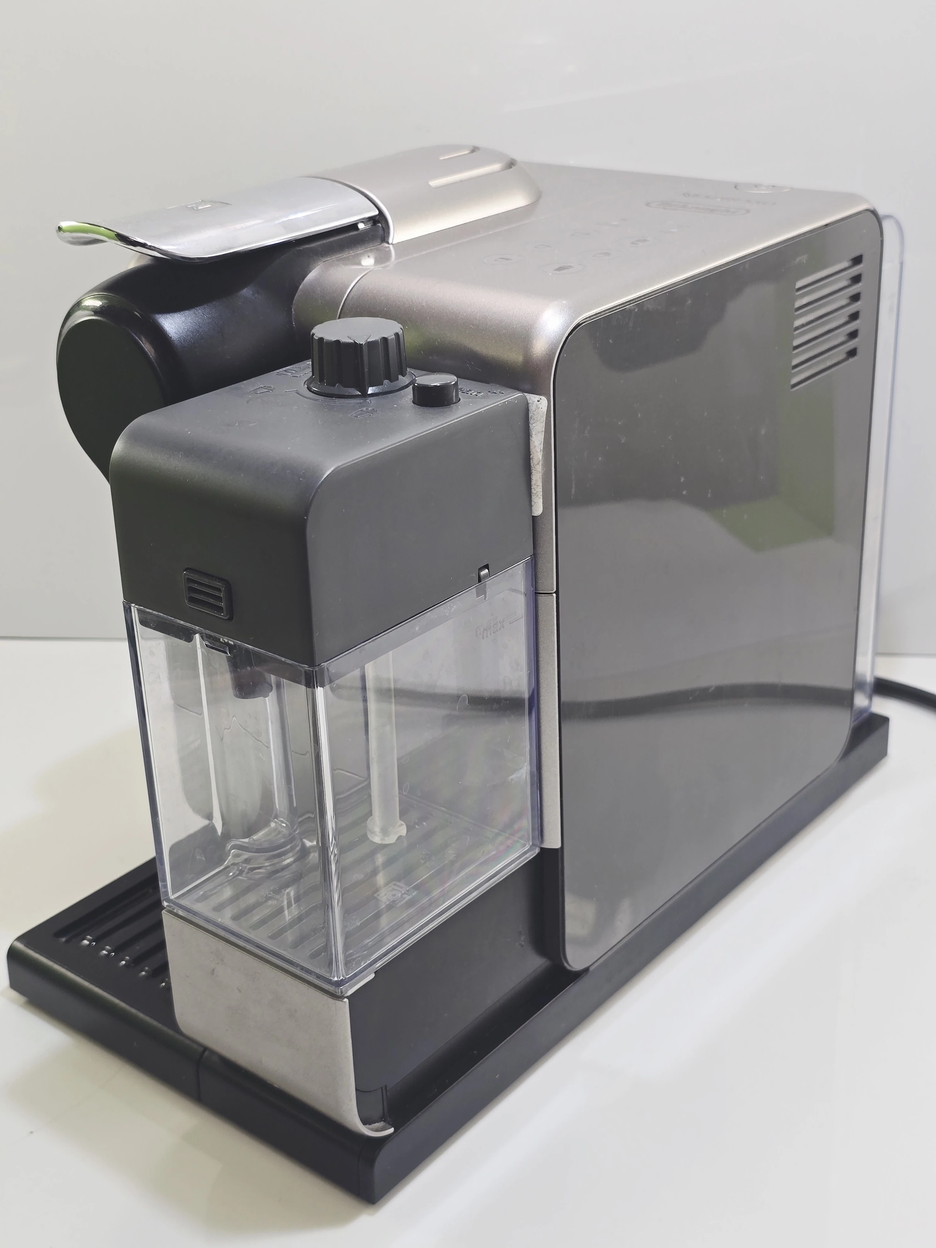 ekspress-do-kawy-nespresso-delonghi-en550s-ean-gtin-5906063237450