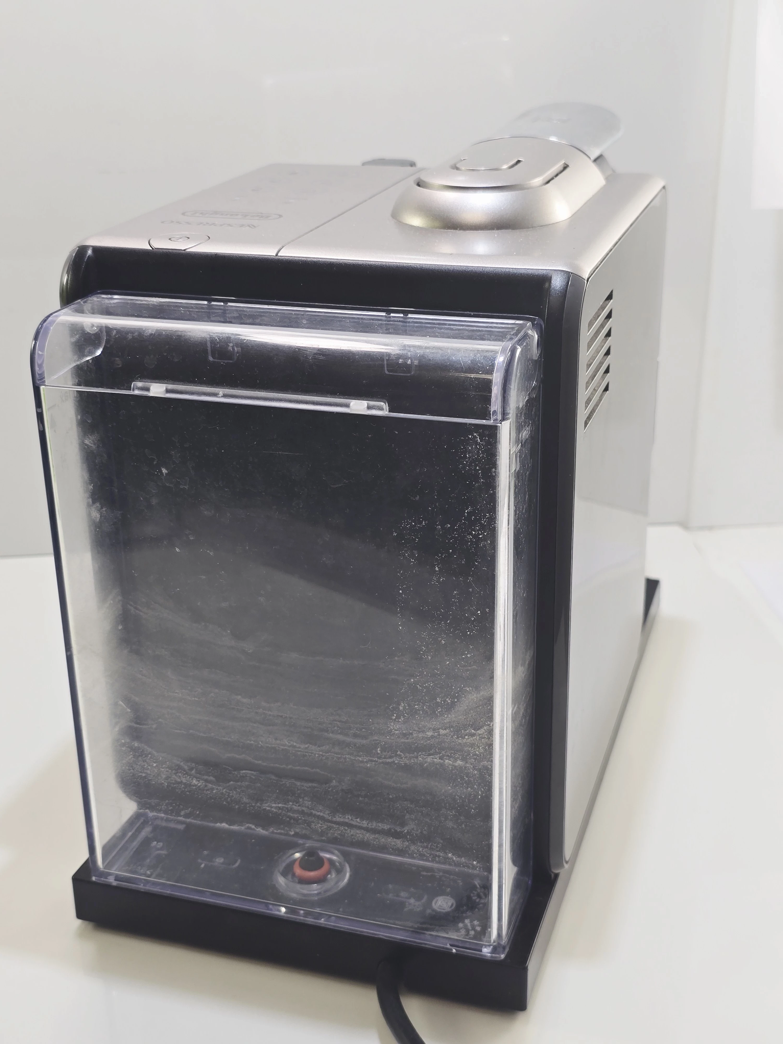 ekspress-do-kawy-nespresso-delonghi-en550s-model-ekspress-do-kawy-z-funkcja-podgrzewania-wody