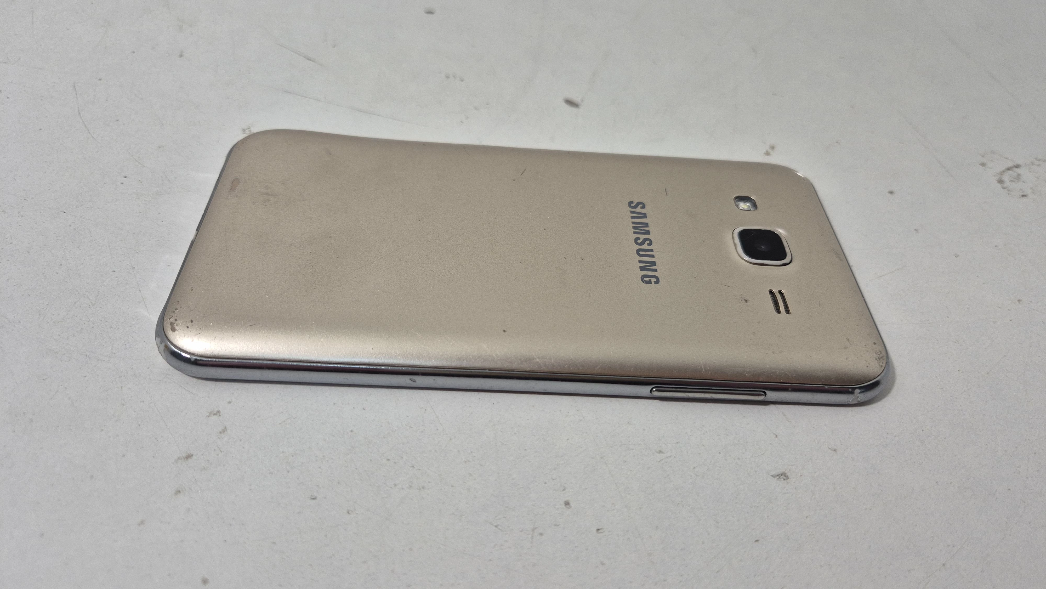 telefon-samsung-j5-system-operacyjny-4388-1