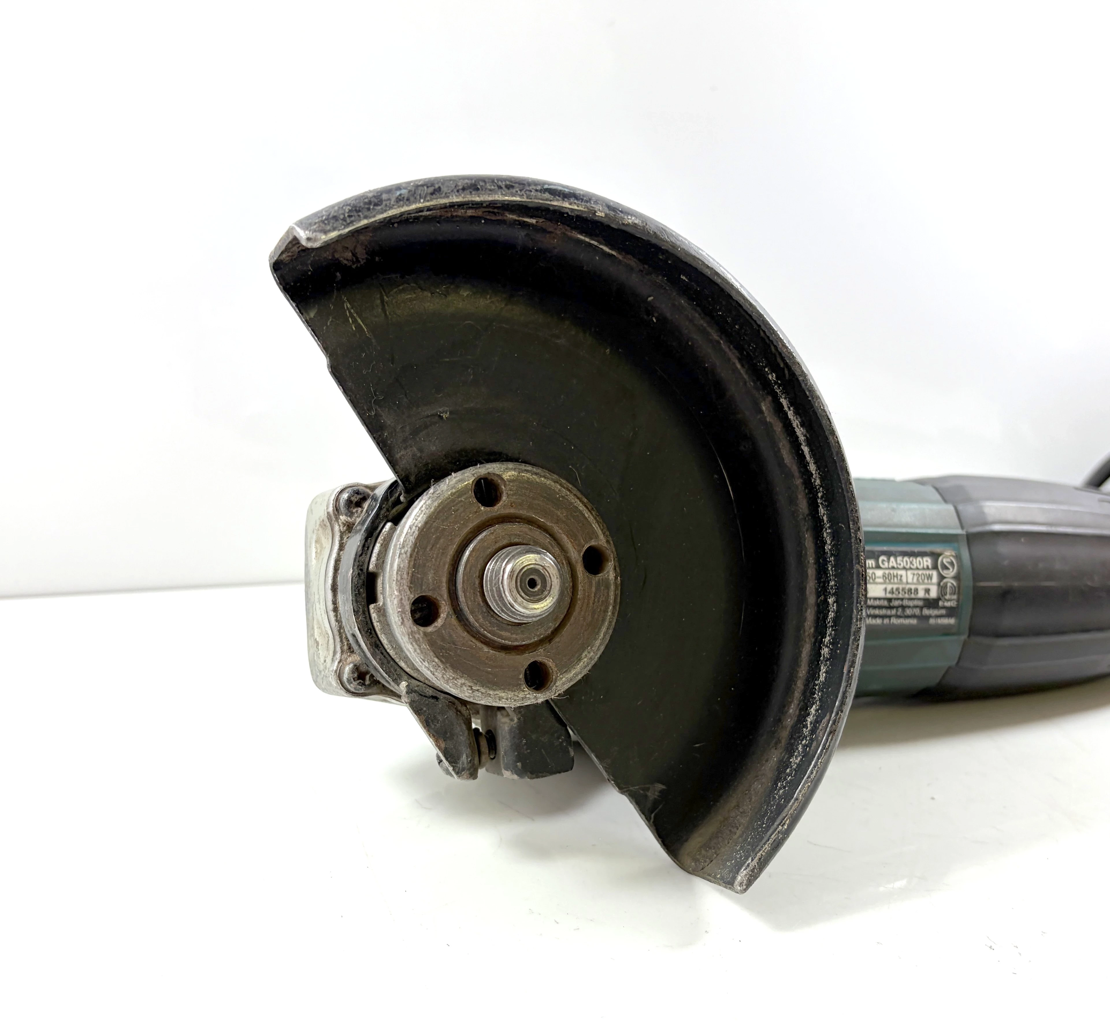 szlifierka-katowa-makita-ga5030r-stan-11323-2