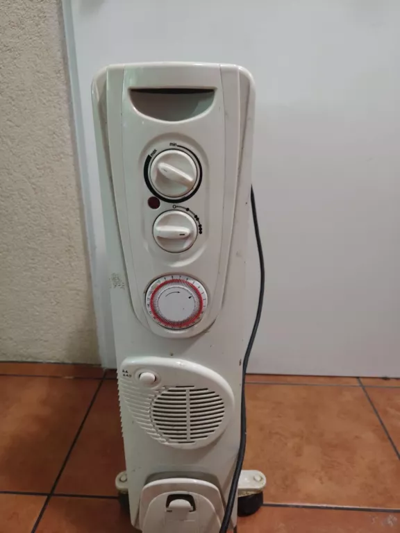 grzejnik-olejowy-airforce-r07w16-ndb-1g-24t-240v-2400w-marka-248811-958954