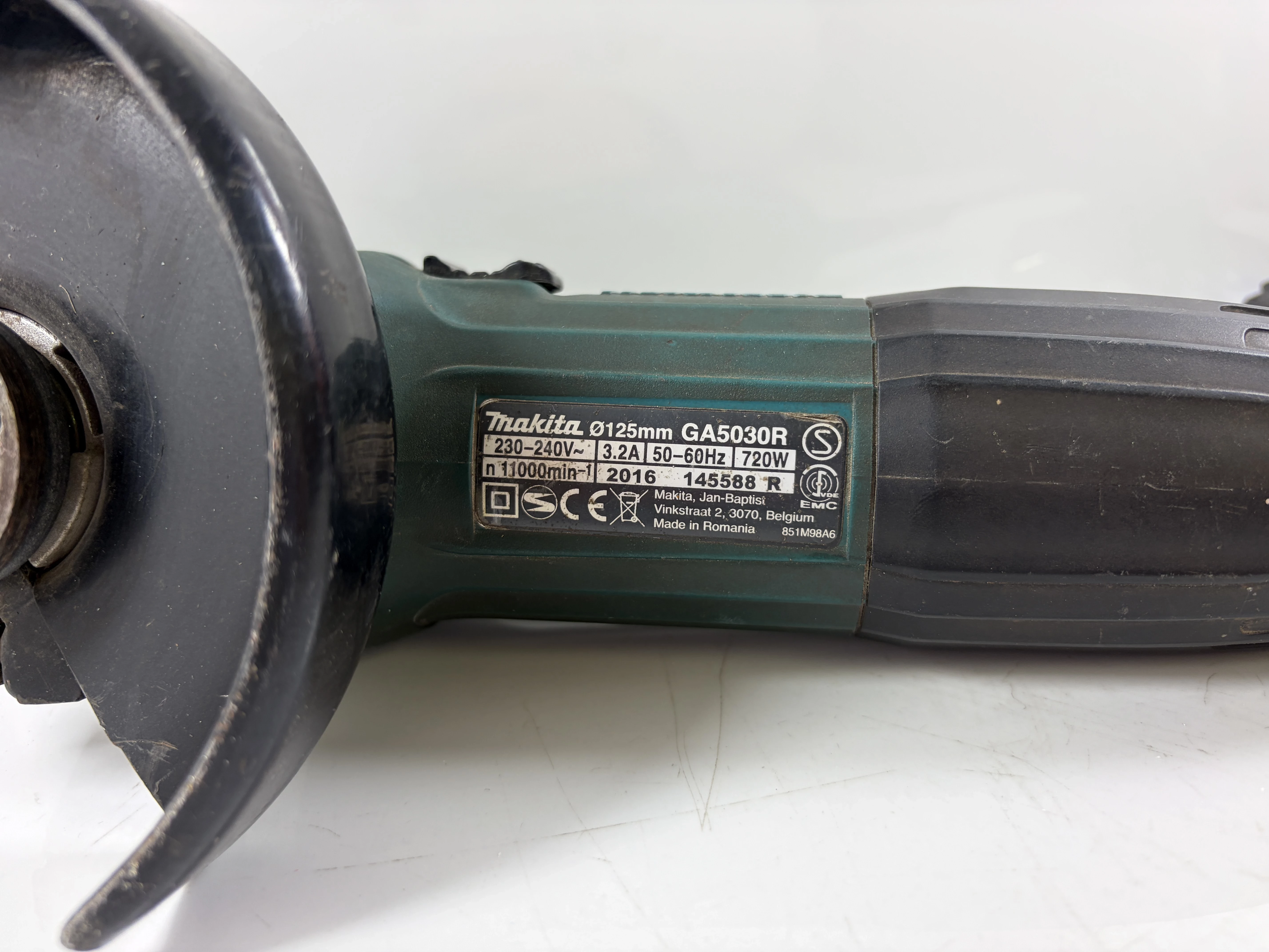 szlifierka-katowa-makita-ga5030r-ean-gtin-088381090841