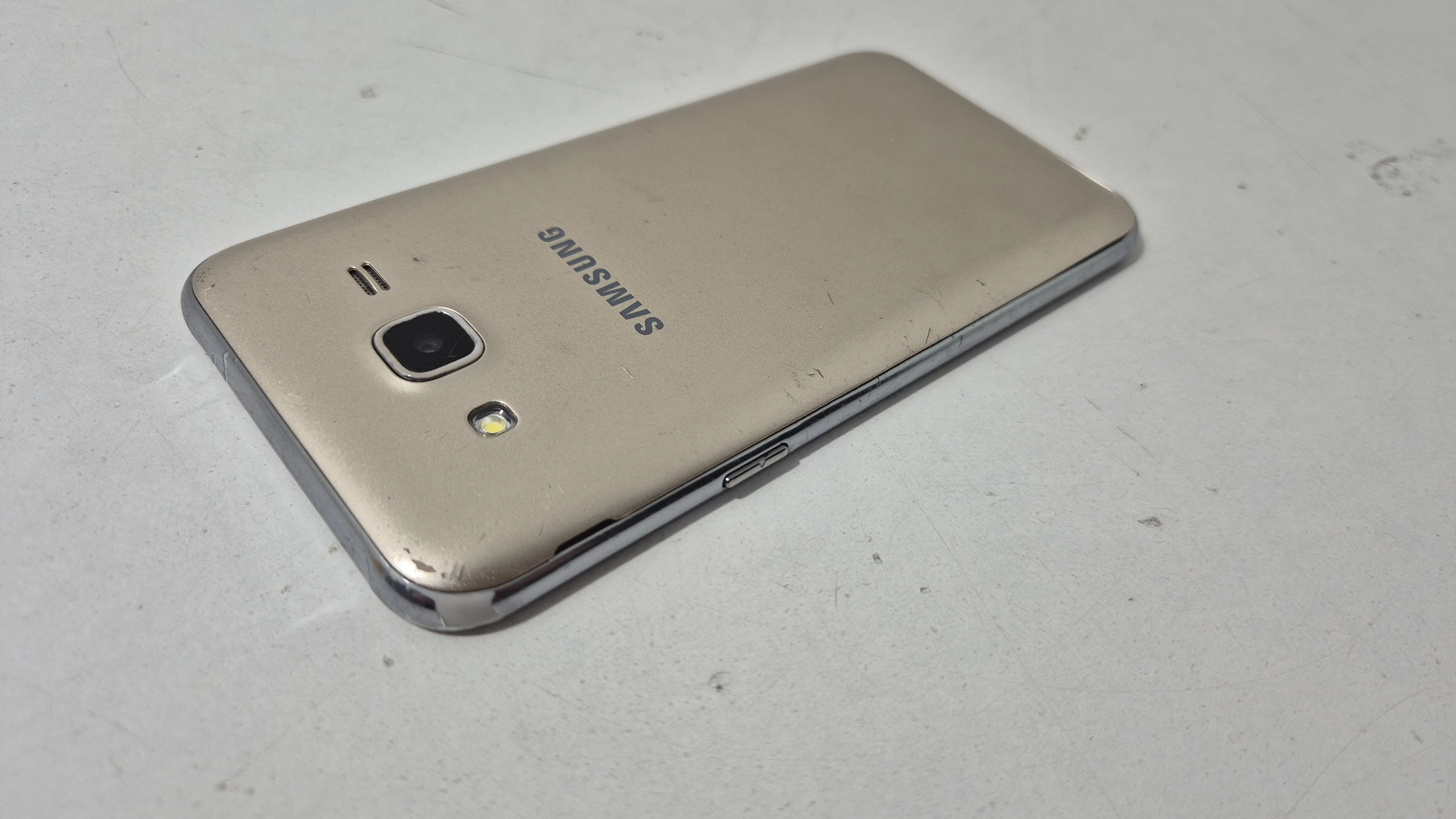 telefon-samsung-j5-pamiec-ram-202865-214129