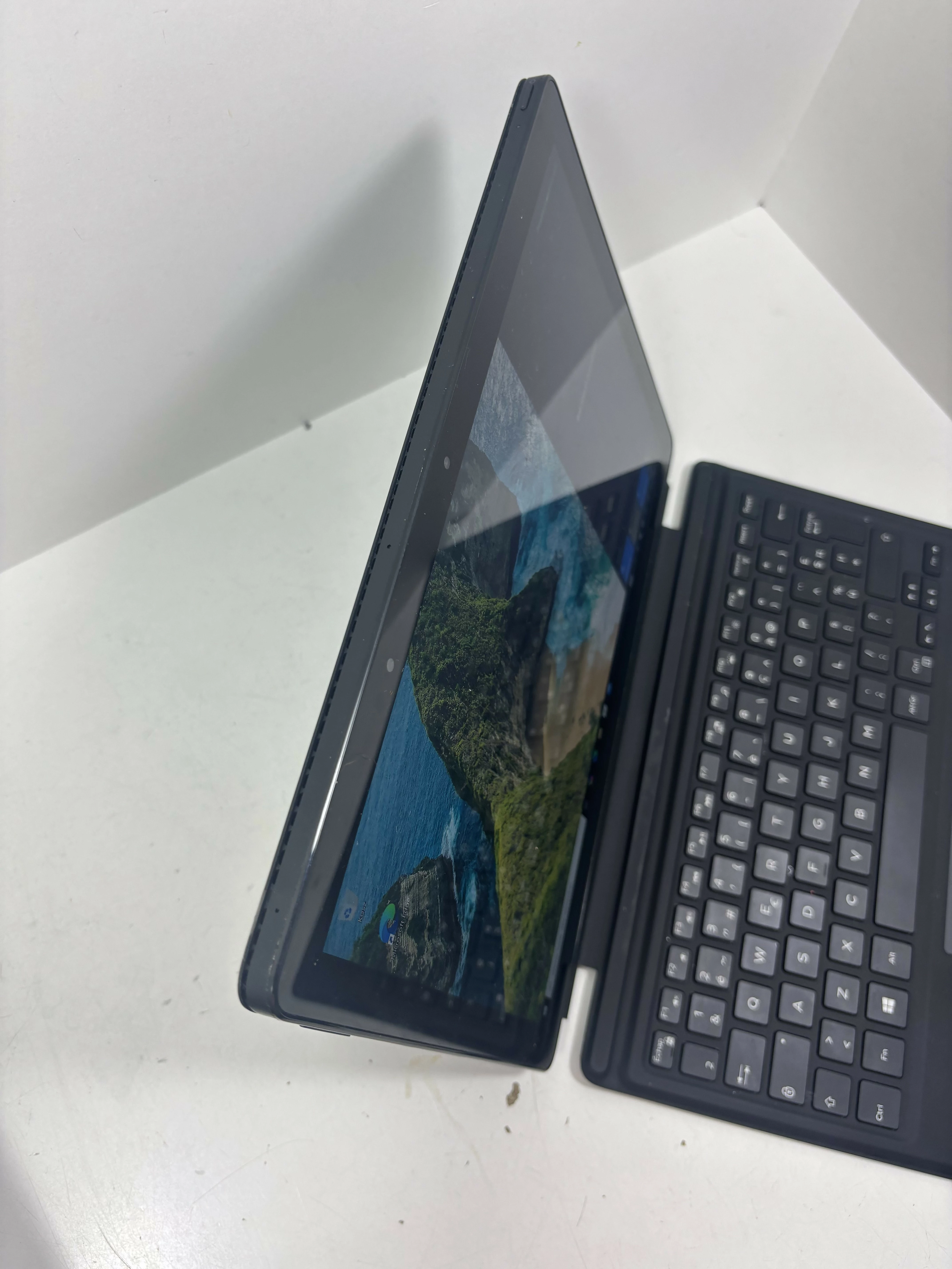 dell-latitude-5285-l3nghso-i7-7600u-28ghz-16gb-256gb-ssd-windows-10-pro-seria-procesora-4366-10