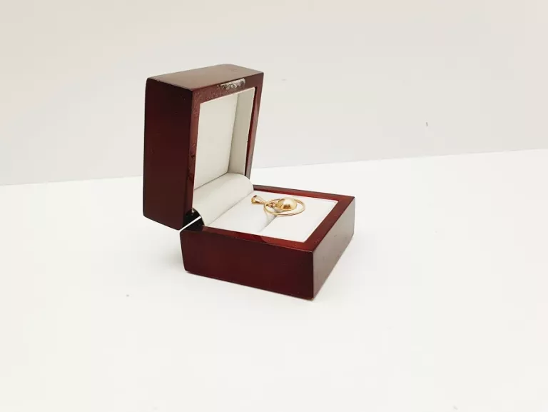 wyjatkowa-zlota-zawieszka-z-rozowego-zlota-178g-585p-kamien-17088-524288