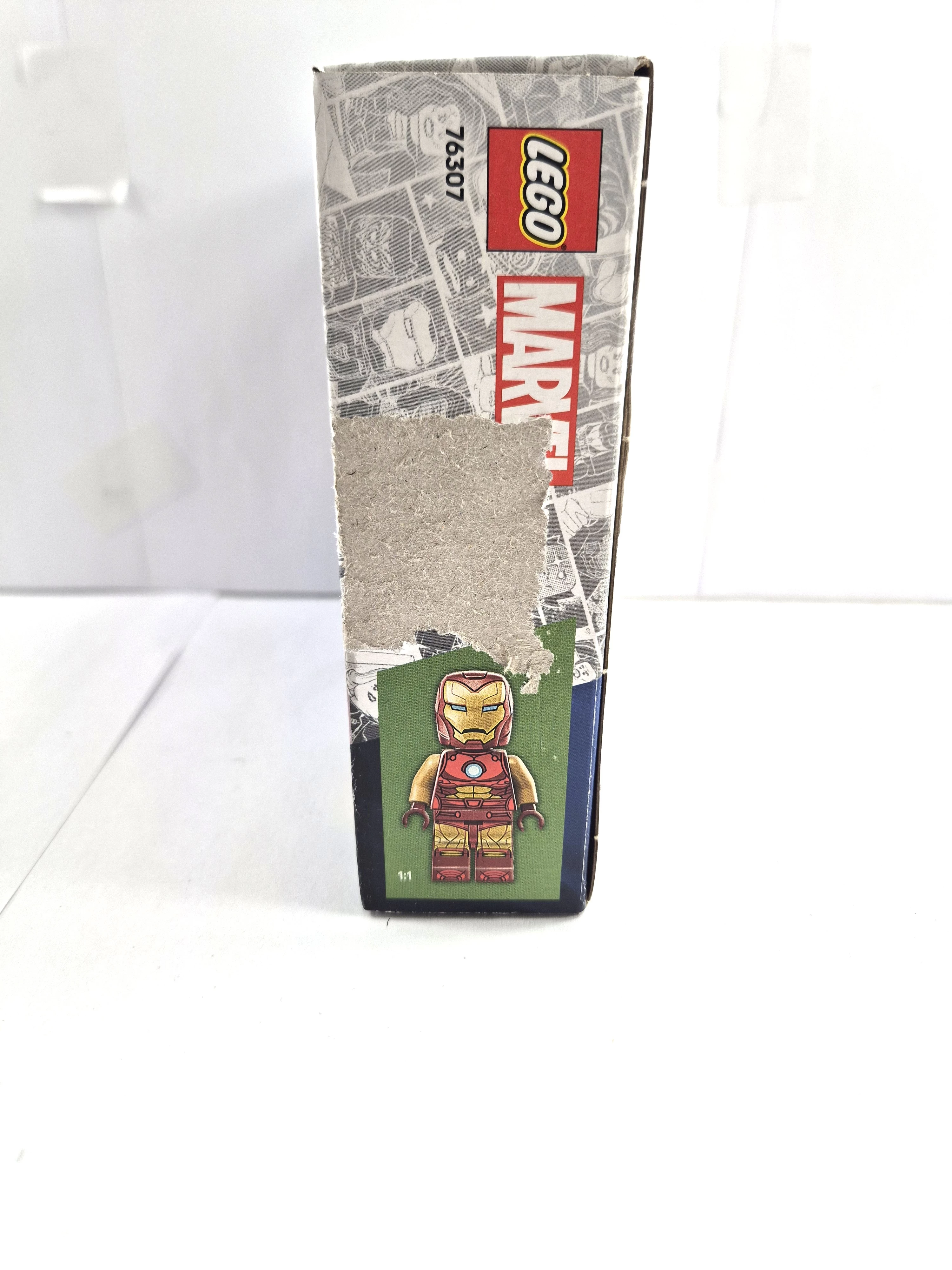 lego-marvel-76307-mech-iron-mana-vs-ultron-stan-11323-2