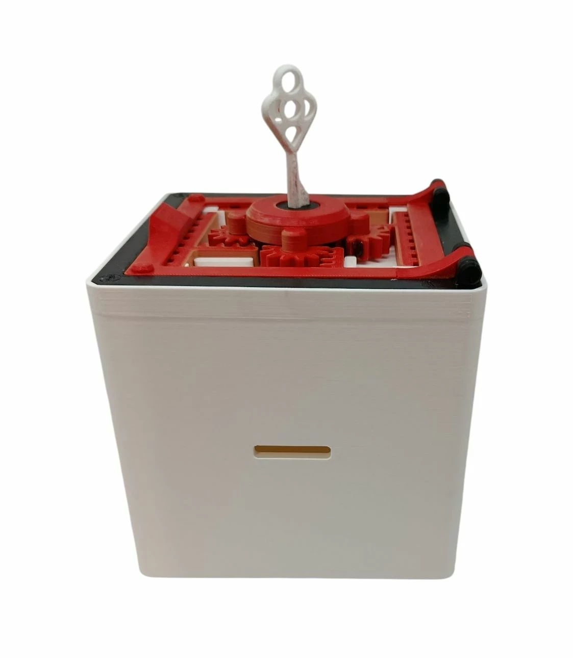 skarbonka-z-kluczykiem-3d-1-maja-3040-lok-51-zgierz