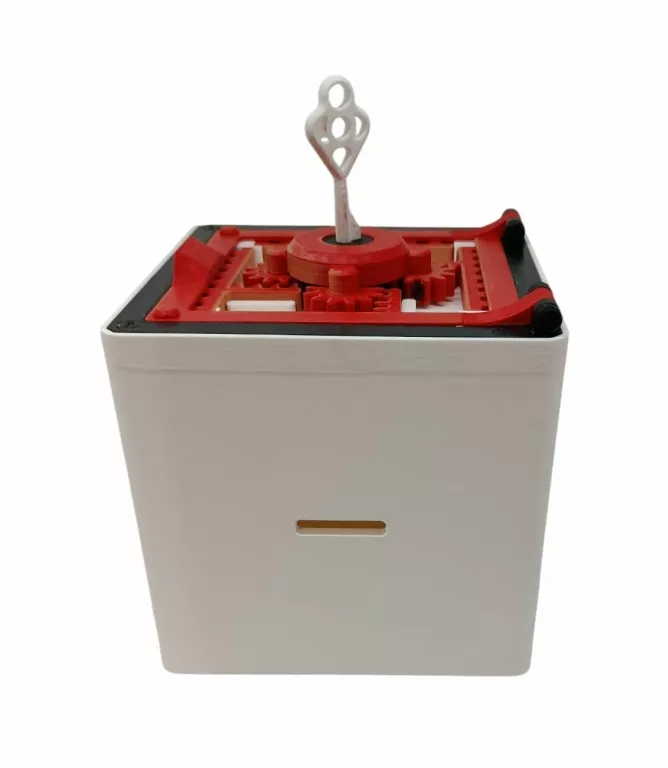 skarbonka-z-kluczykiem-3d-1-maja-3040-lok-51-zgierz