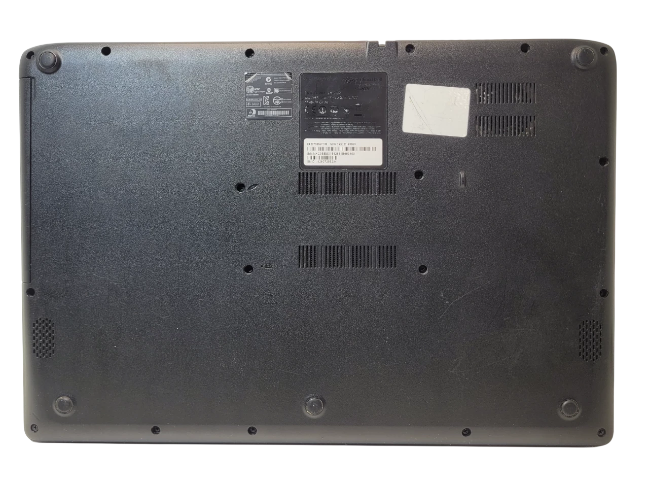 laptop-packard-bell-z5wgm-4gb-ram-128gb-intel-celeron-n2830-stan-11323-2