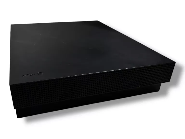 konsola-xbox-one-x-1tb-stan-11323-2