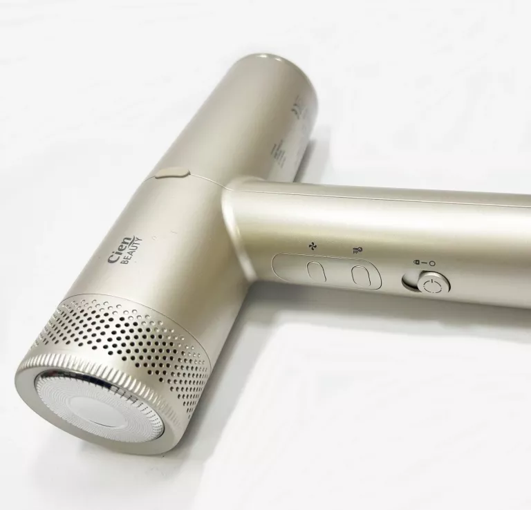suszarka-do-wlosow-cien-beauty-1600-1900-w-moc-190000