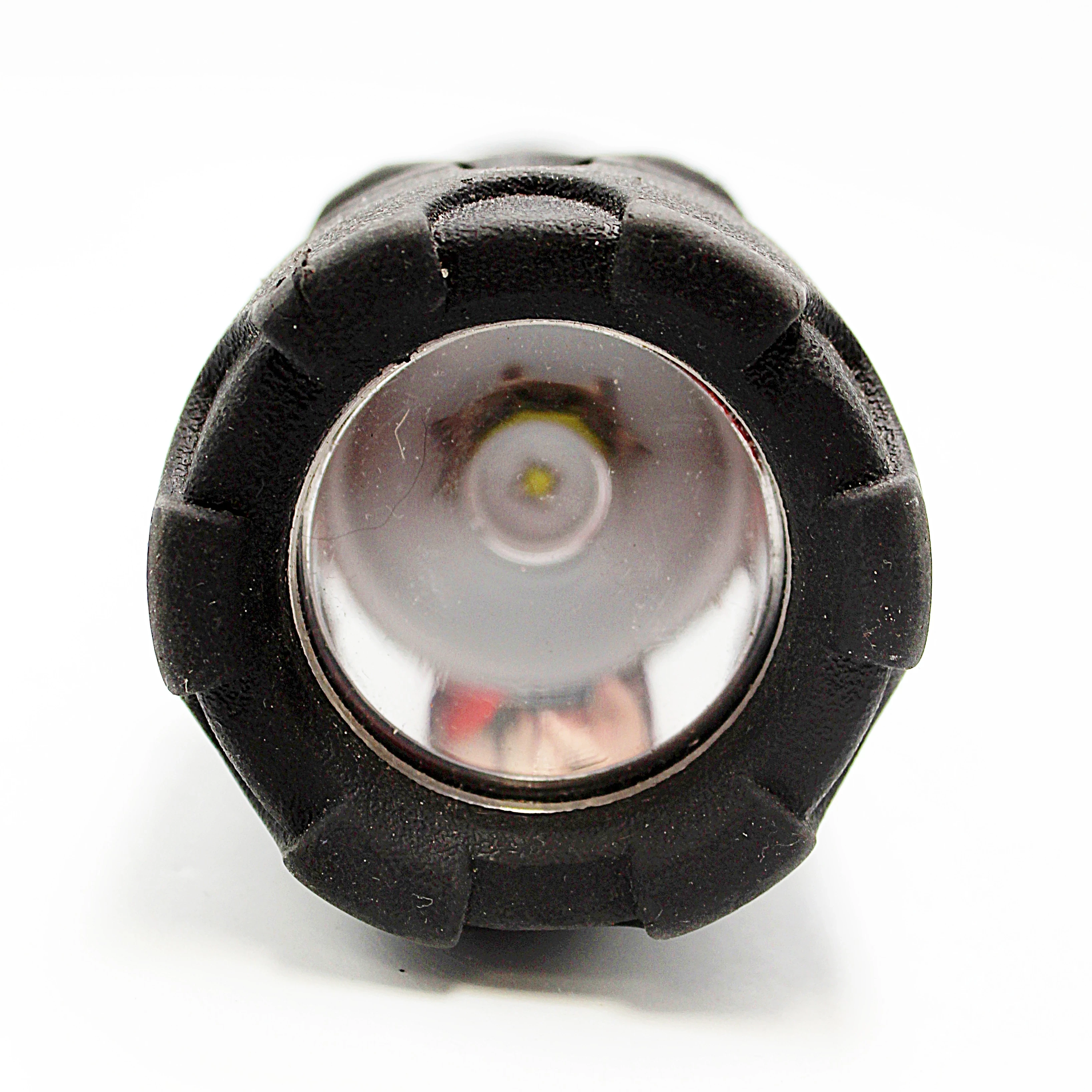 latarka-taktyczna-ledowa-lexman-mk3044-masywna-czarna-model-va0116