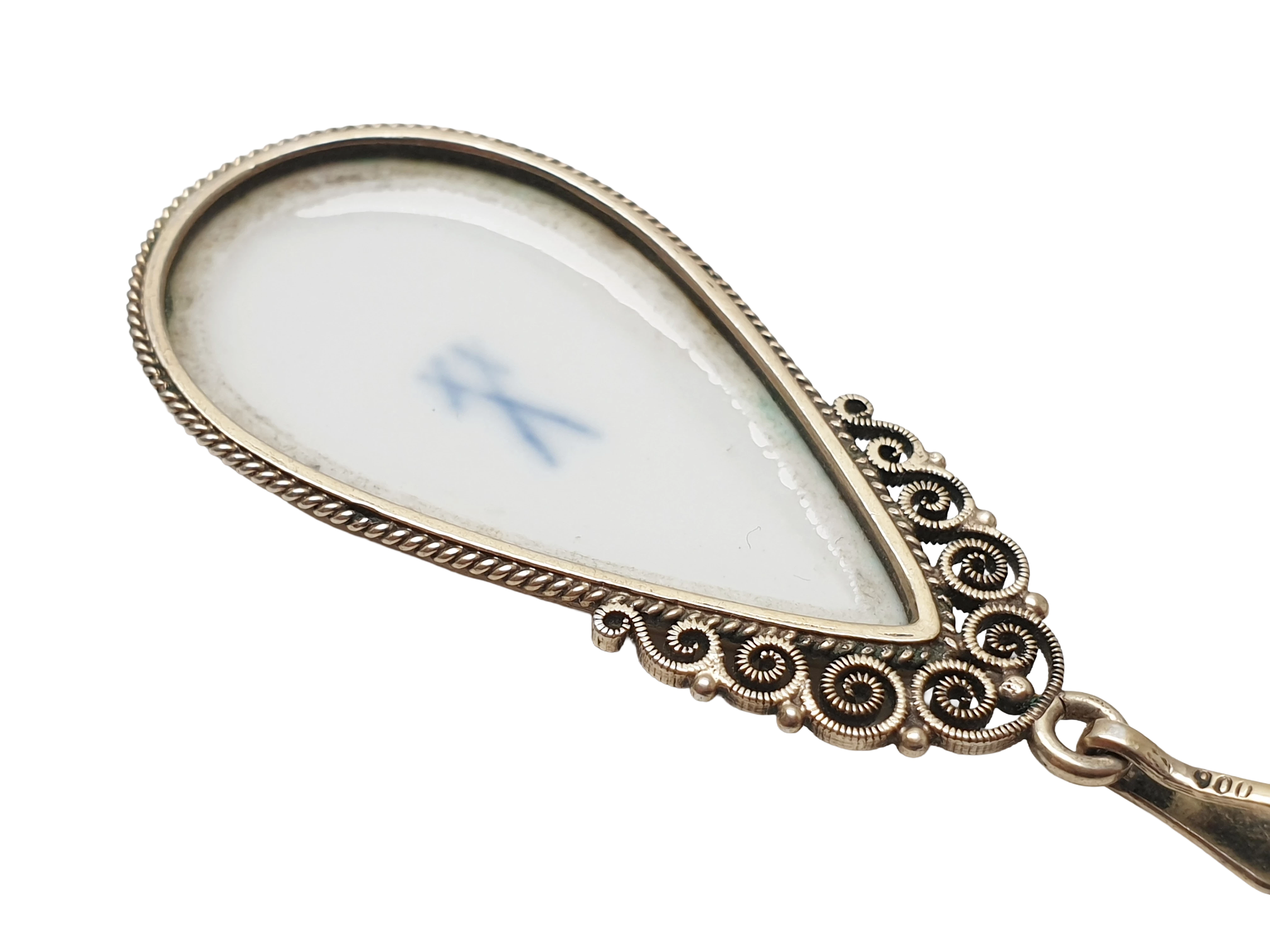 zabytkowy-wisiorek-ze-srebra-900-z-meissen-z-malowana-porcelanowa-plytka-marka-248811-958954