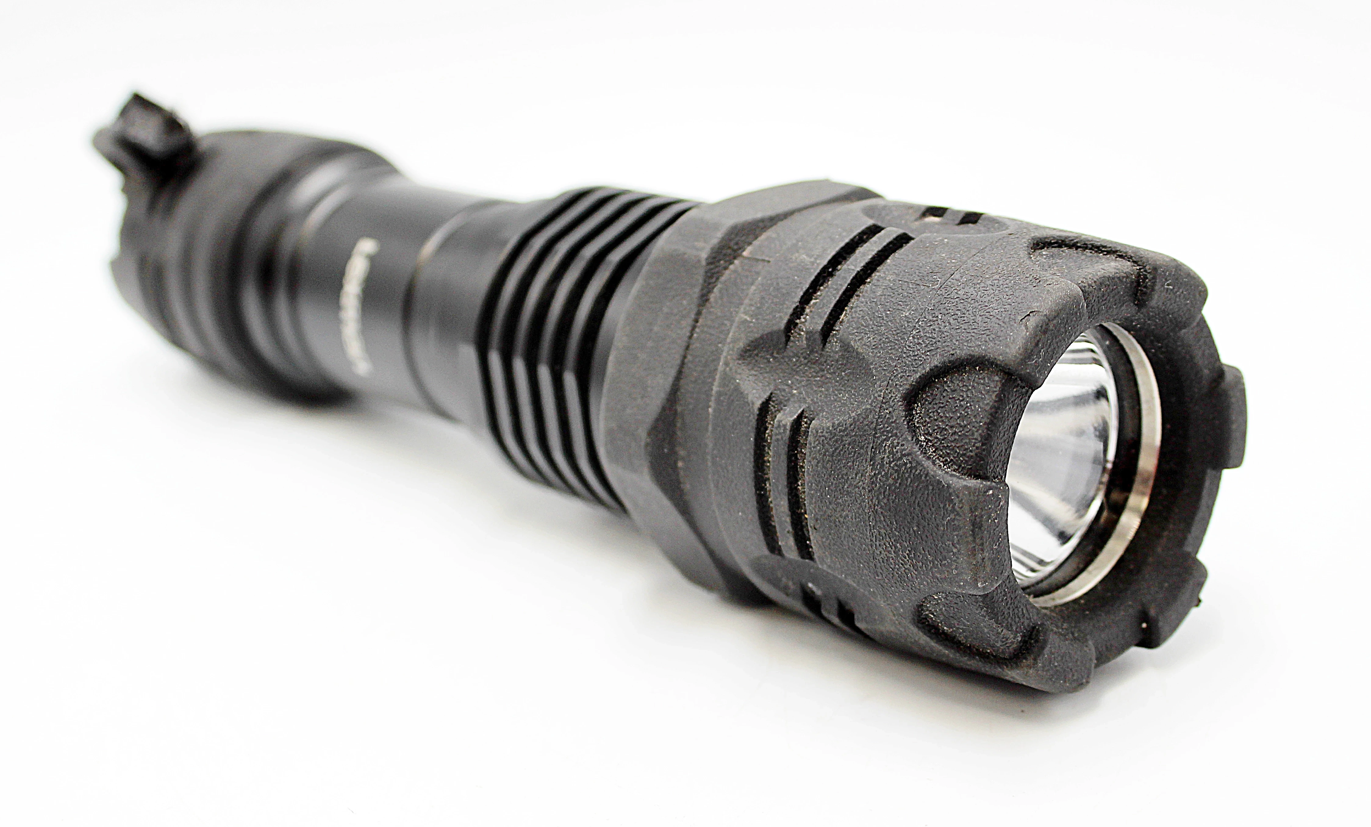 latarka-taktyczna-ledowa-lexman-mk3044-masywna-czarna-glogowska-160-poznan