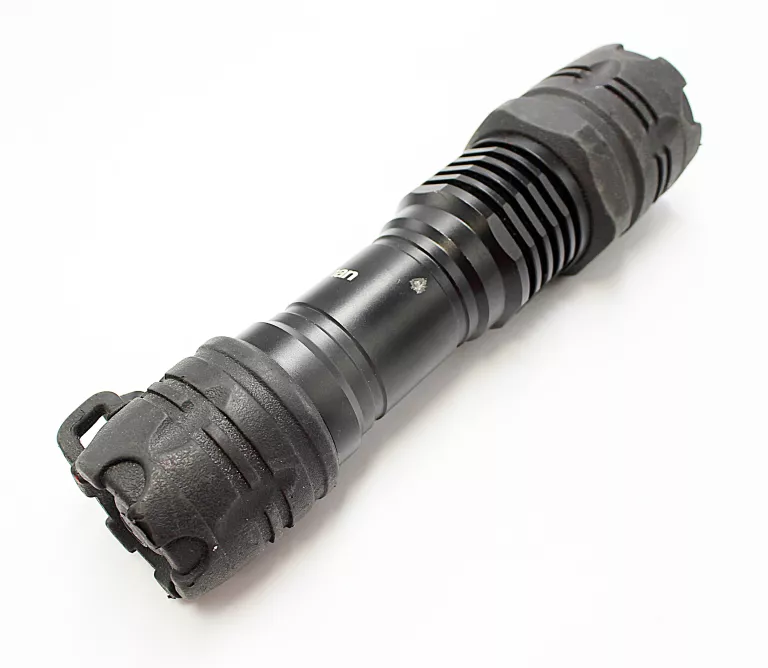 latarka-taktyczna-ledowa-lexman-mk3044-masywna-czarna-zasilanie-209202-1769478