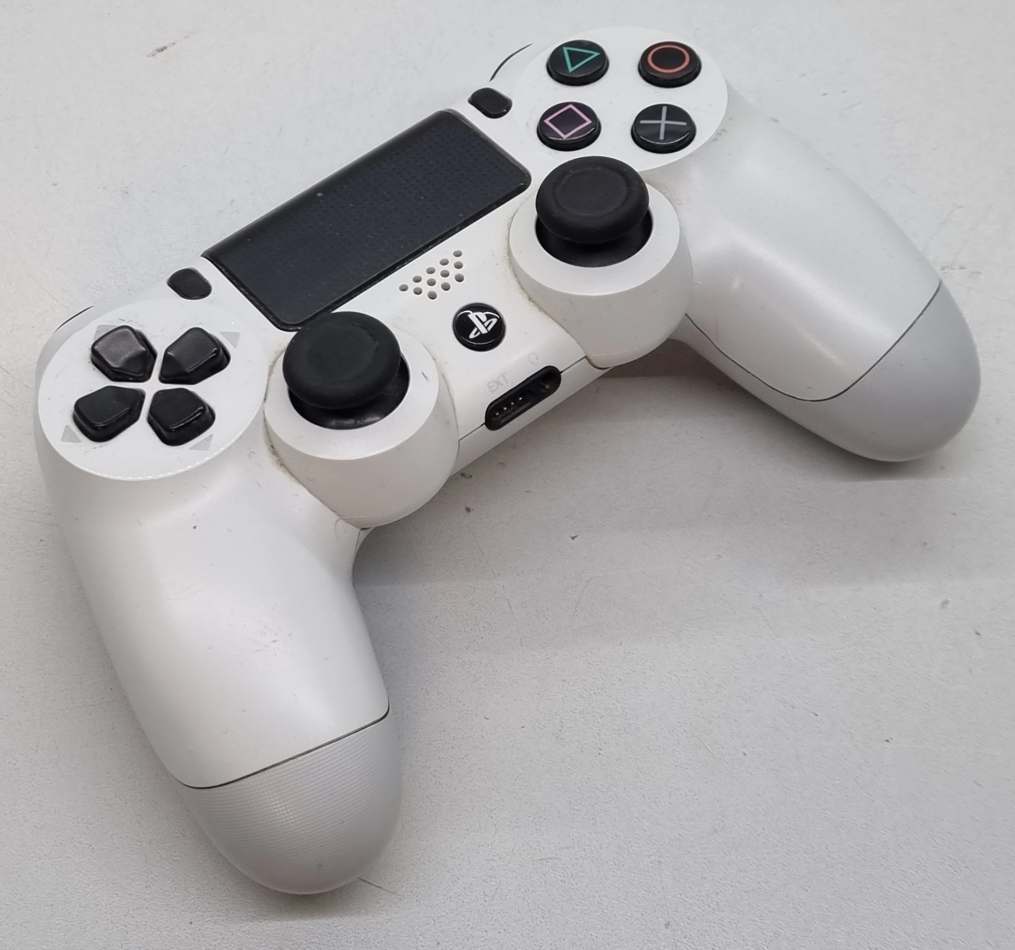 konsola-sony-ps4-slim-cuh-2016b-1tb-1-pad-wersja-130590-2