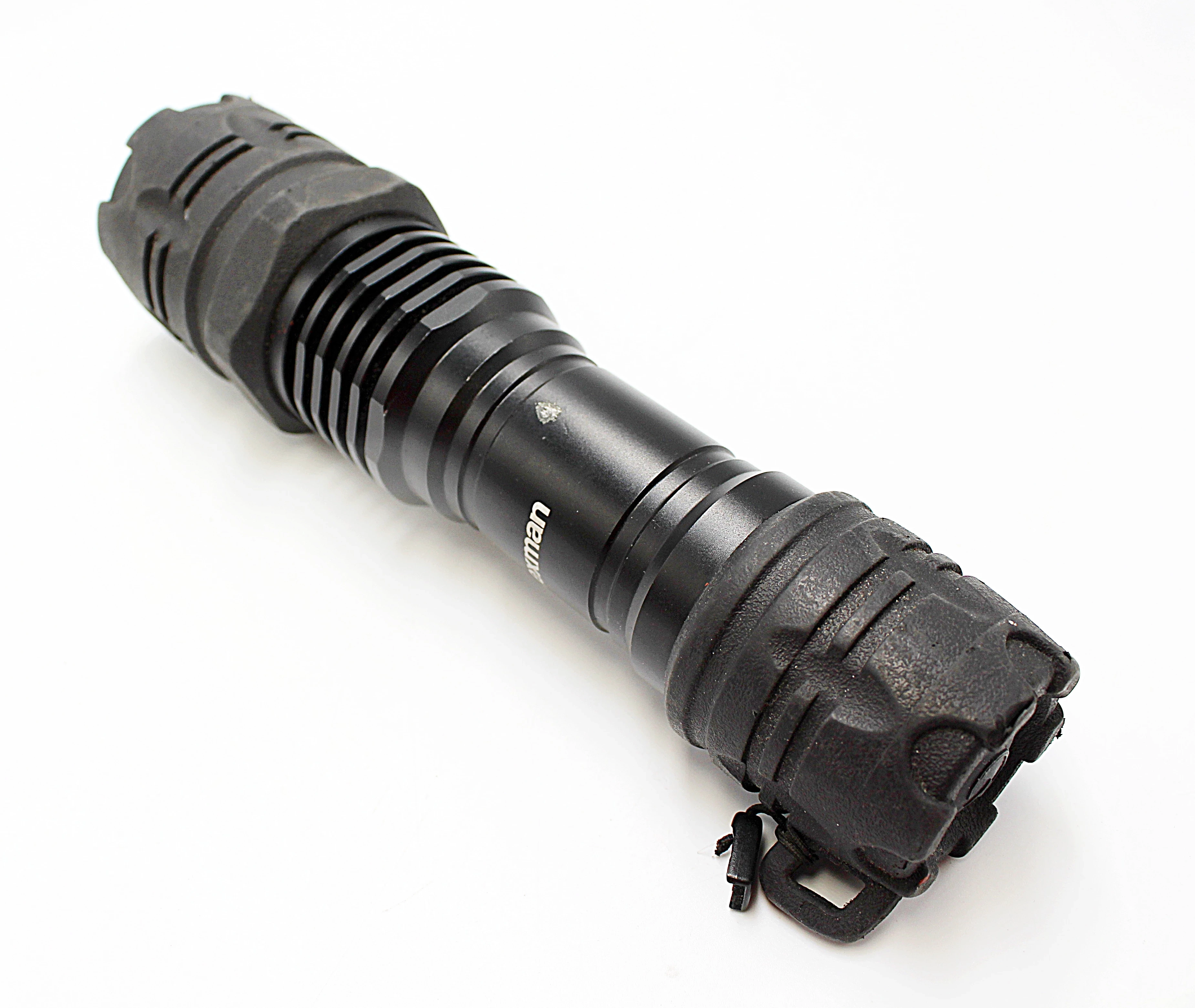 latarka-taktyczna-ledowa-lexman-mk3044-masywna-czarna-kolor-249512-1647413