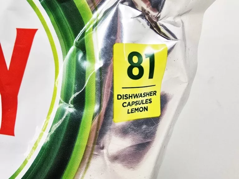 fairy-platinum-all-in-one-kapsulki-do-zmywarki-cytryna-81-szt-ean-gtin-8700216236935