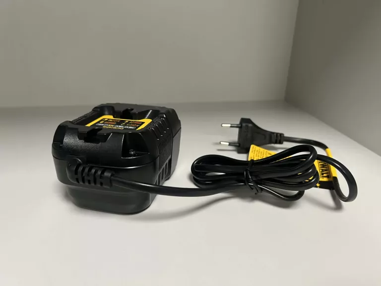 wiertarko-wkretarka-dewalt-18v-dcd708-komplet-ean-gtin-5035048721919