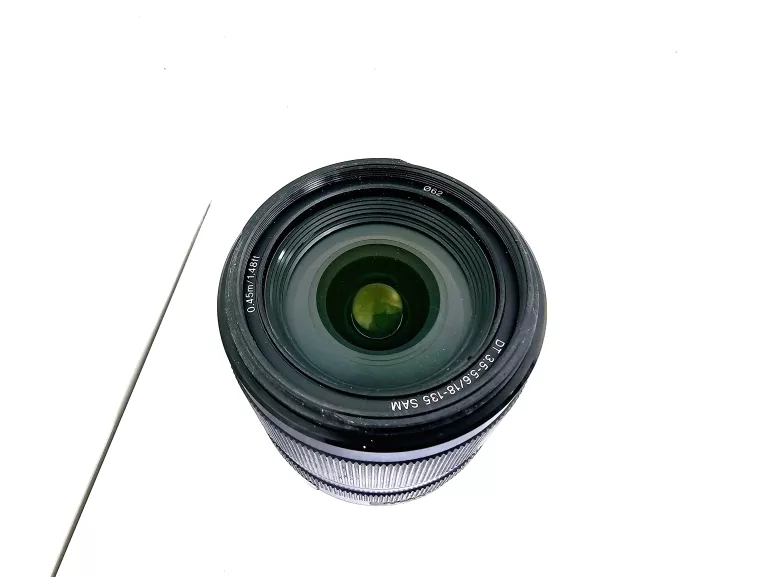 obiektyw-sony-dt-18-135-mm-f35-56-sam-sal18135-ogniskowa-207066-229490