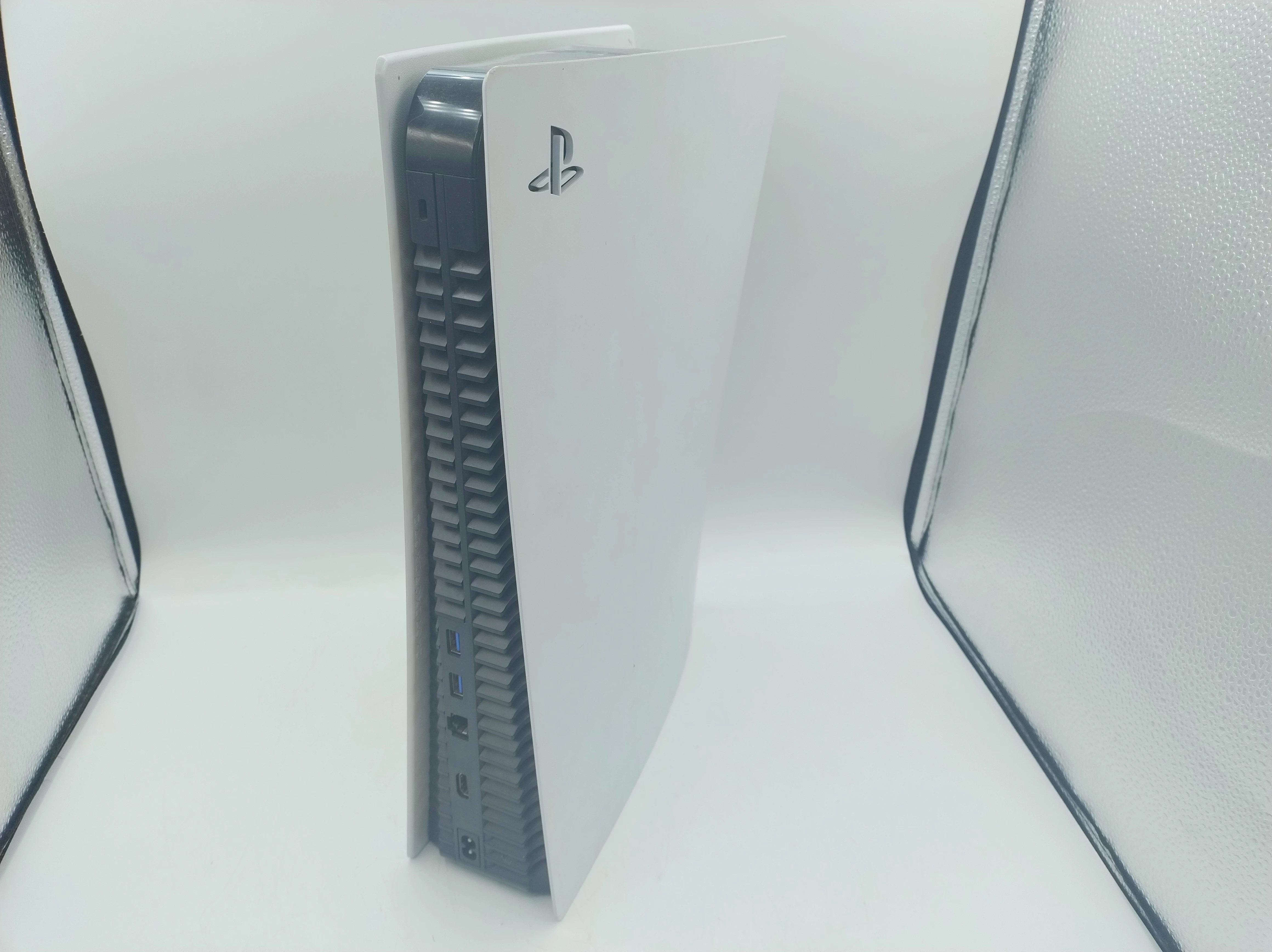 konsola-sony-playstation-5-ps5-cfi-1016a-825gb-z-napedem-2-pady-ean-gtin-711719022602