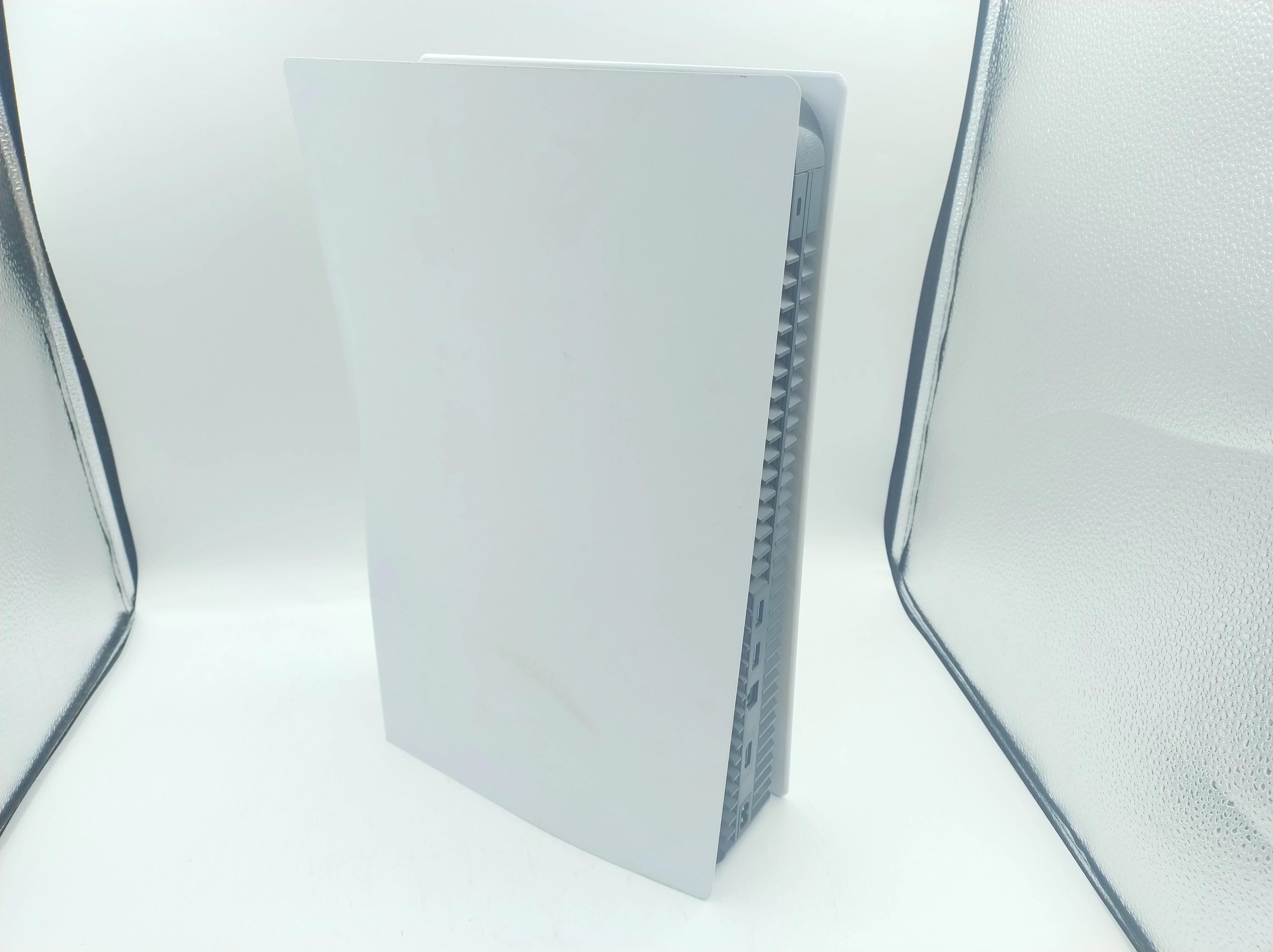 konsola-sony-playstation-5-ps5-cfi-1016a-825gb-z-napedem-2-pady-stan-11323-2