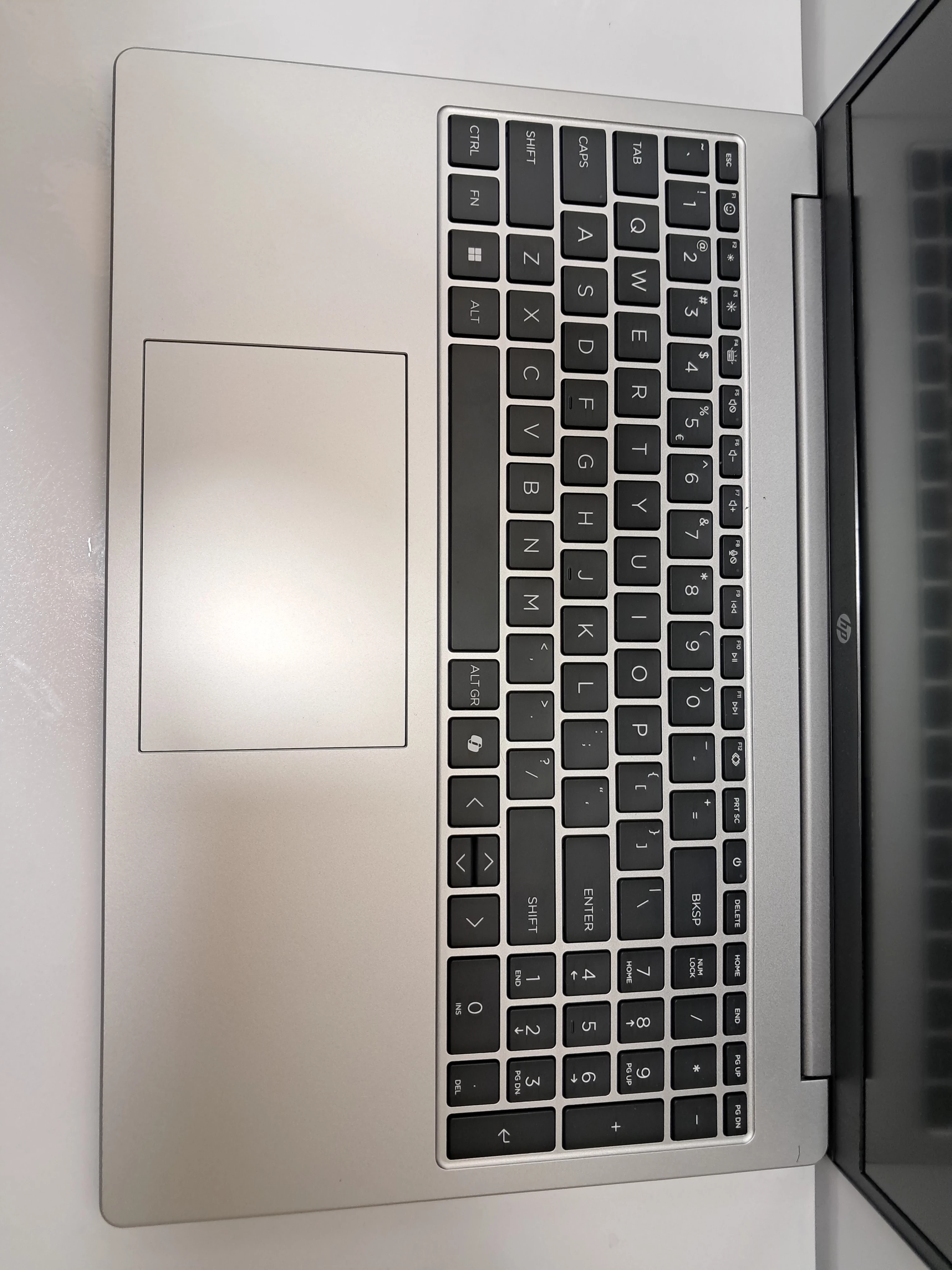 laptop-hp-255r-g10-ryzen-7-7735u-16gb-512-win1-stan-11323-2