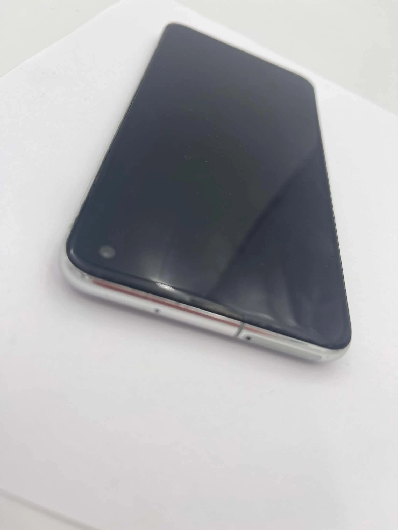 telefon-samsung-galaxy-s10e-stan-11323-2