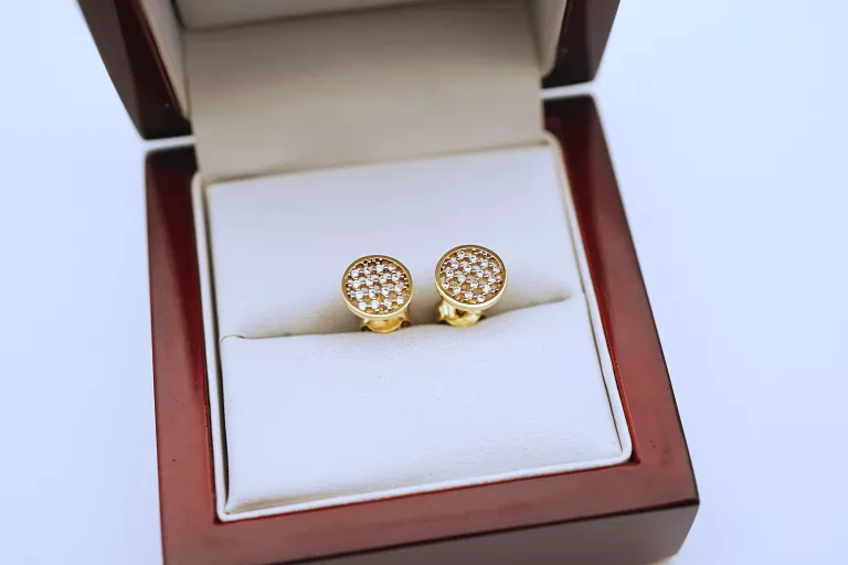 zlote-kolczyki-kola-z-cyrkoniami-333-116g-1cm-stan-11323-2