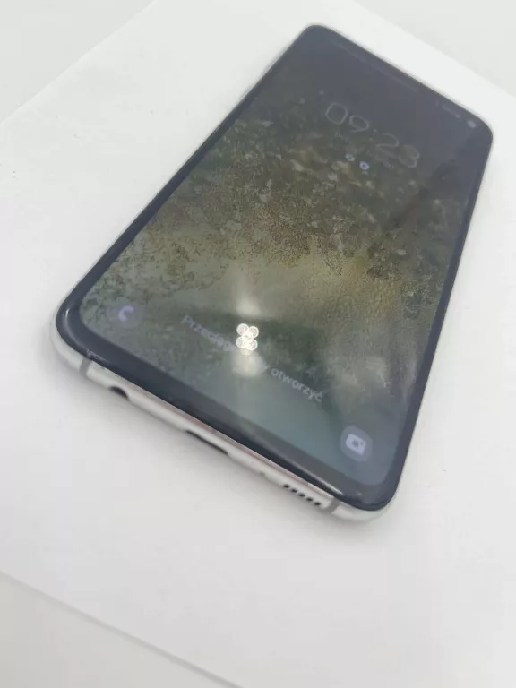 telefon-samsung-galaxy-s10e-przekatna-ekranu-580