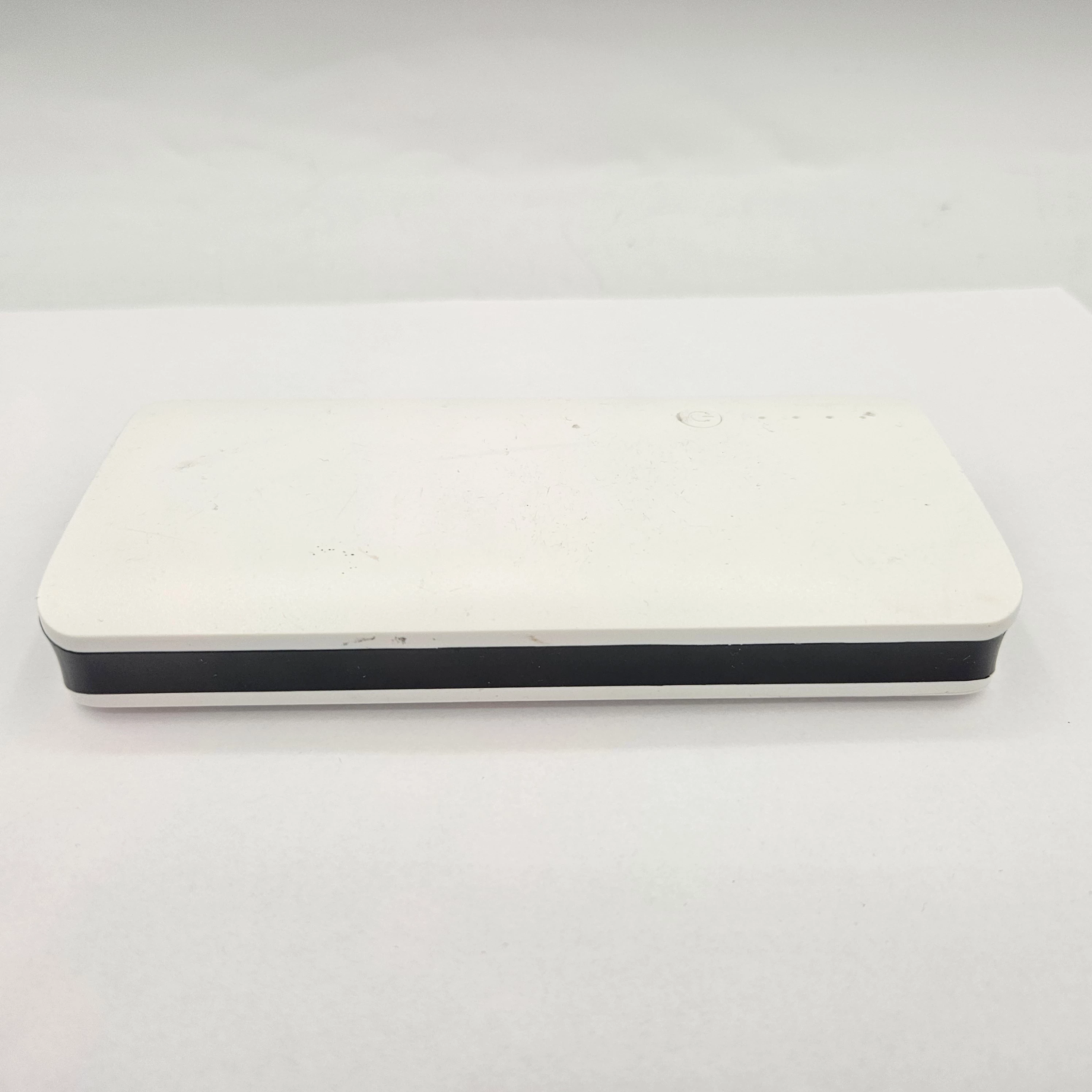 power-bank-20-000mah-bialy-kod-producenta-eg149806