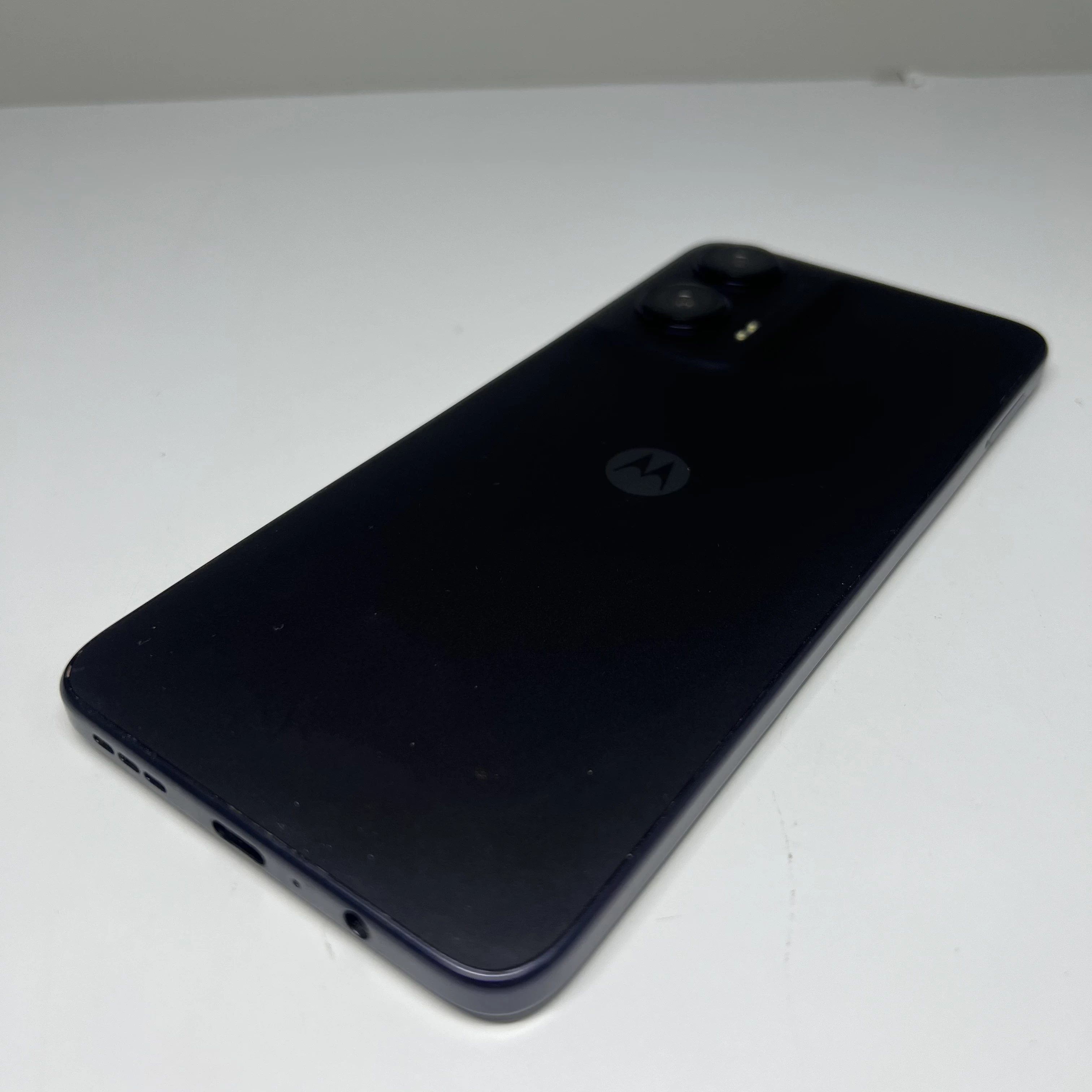 motorola-moto-g35-5g-8128gb-przekatna-ekranu-672