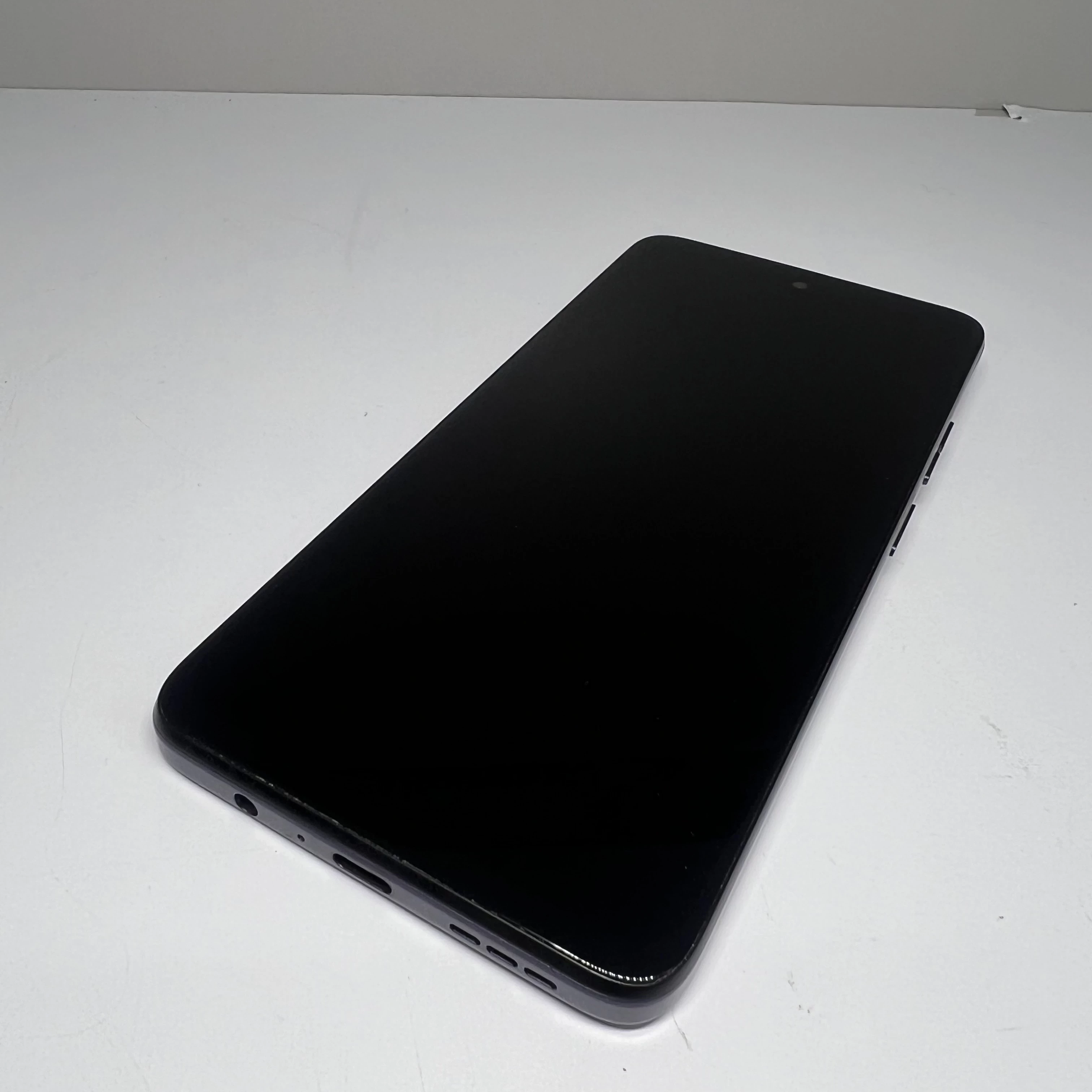 motorola-moto-g35-5g-8128gb-typ-202685-212929