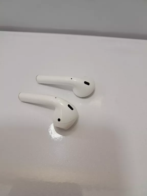 sluchawki-dokanalowe-apple-airpods-2-emc-2862-stan-11323-2