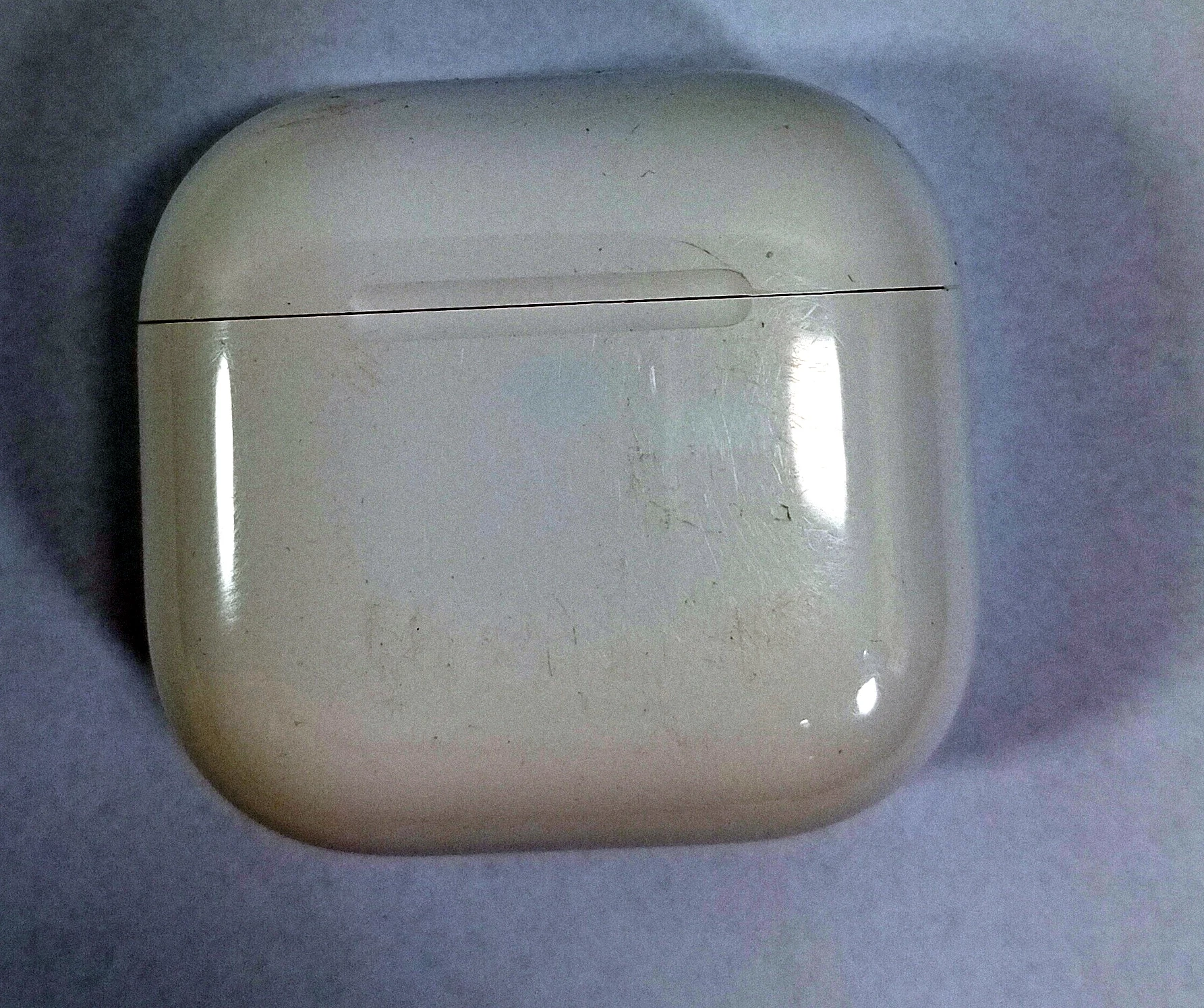 apple-airpods-4-komplet-2x-etui-kod-producenta-mxp93zma