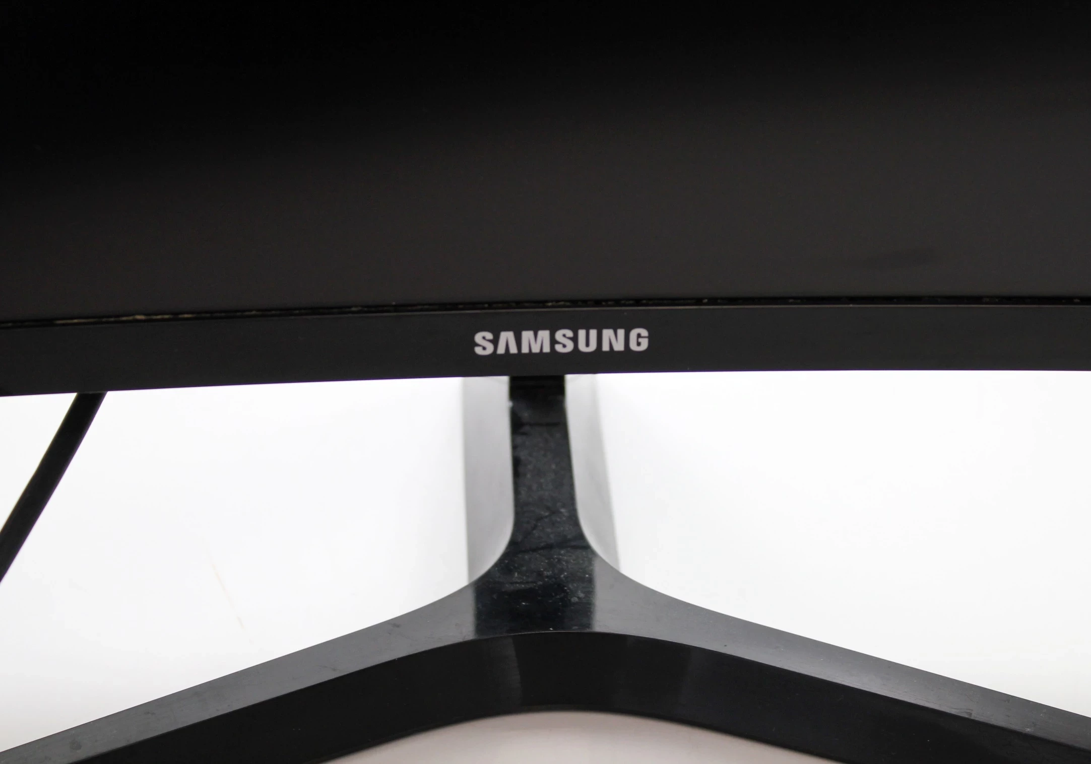 monitor-led-samsung-c24f396fhu-ean-gtin-023145678491