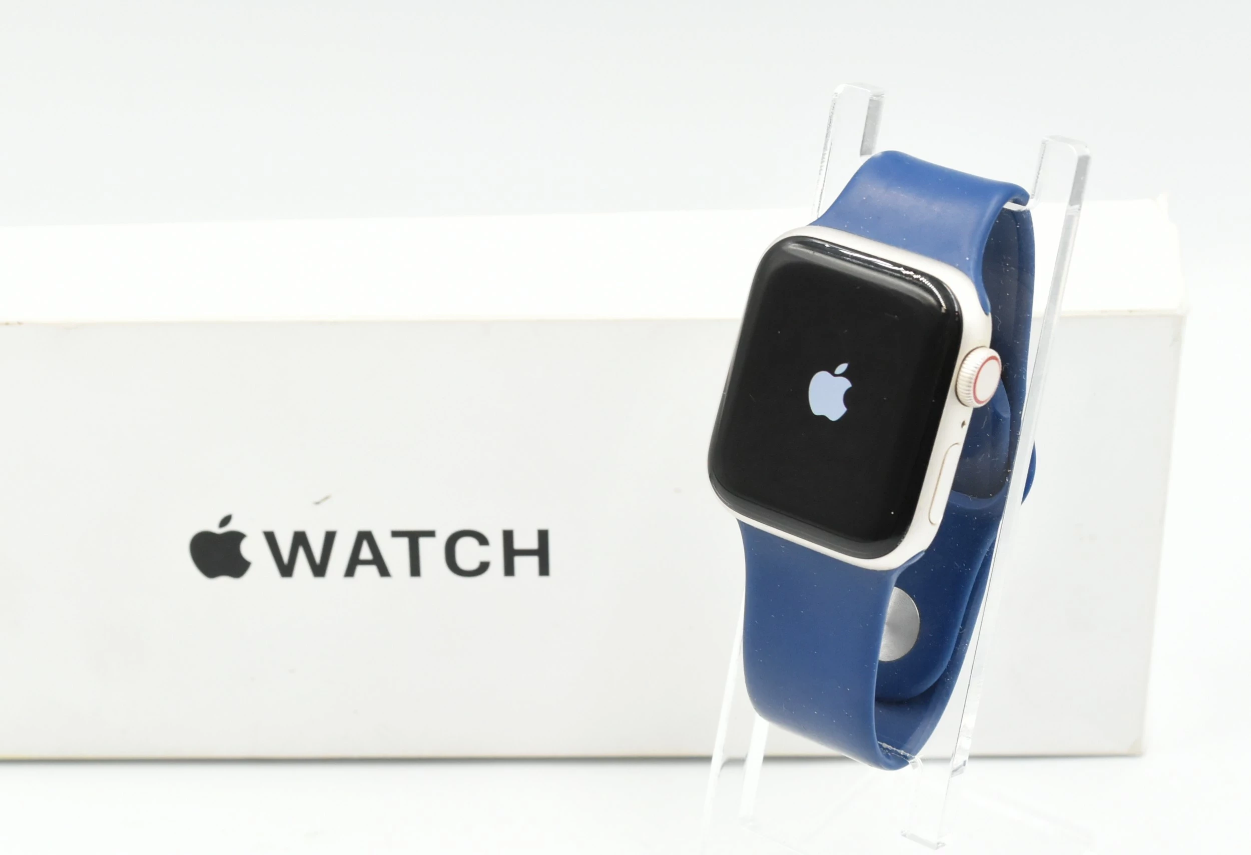 apple-watch-se-2-40mm-gpscellular-starlight-ksiezycowa-poswiata-targowa-72-warszawa