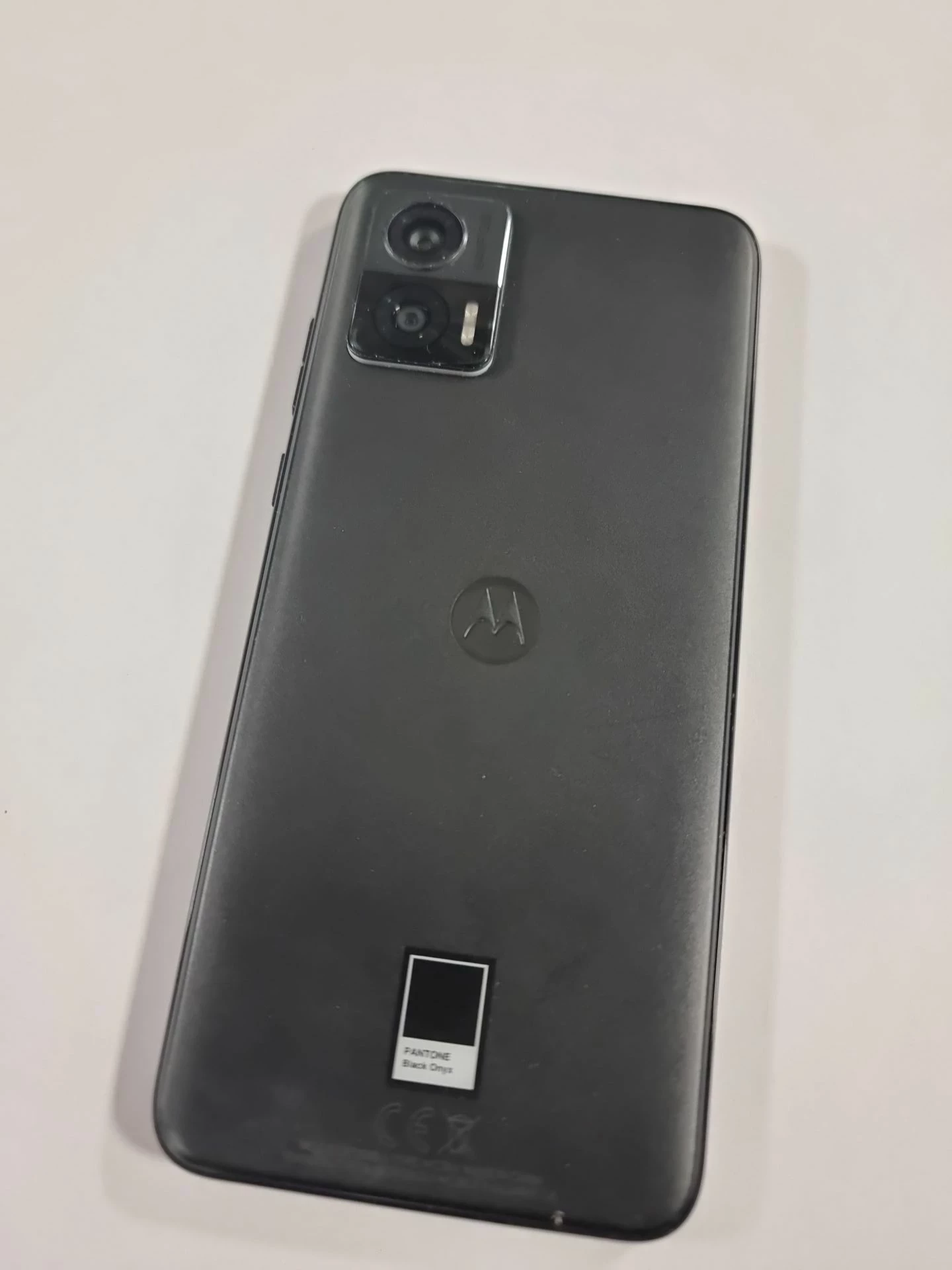 telefon-motorola-edge-30-neo-kod-producenta-pav00004pl