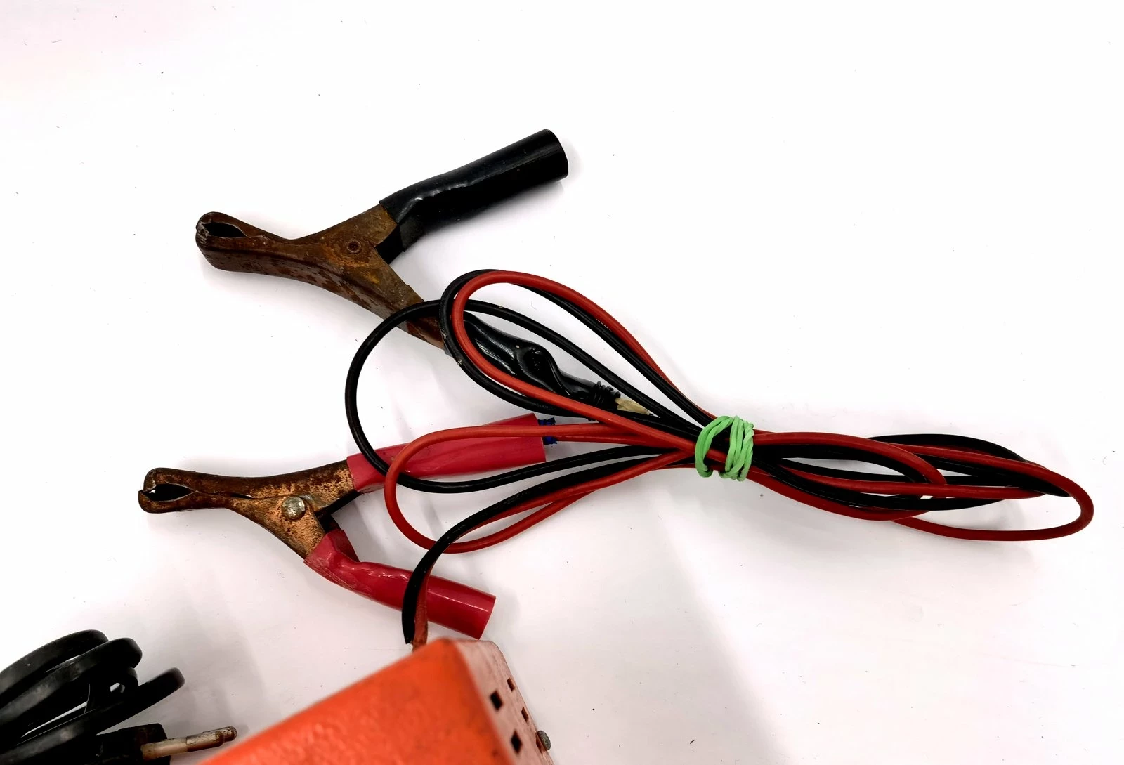 prostownik-absaar-6a-12v-stan-11323-2