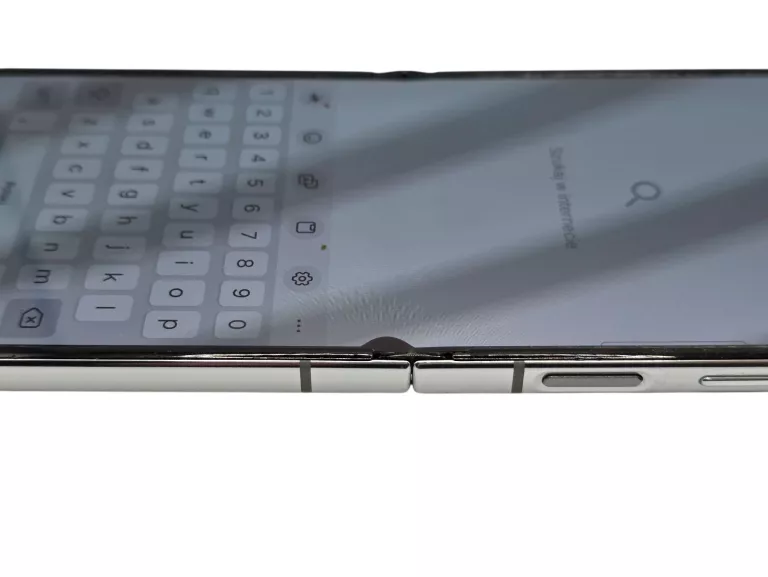 telefon-samsung-galaxy-z-flip5-8-gb-256-gb-5g-stan-11323-2