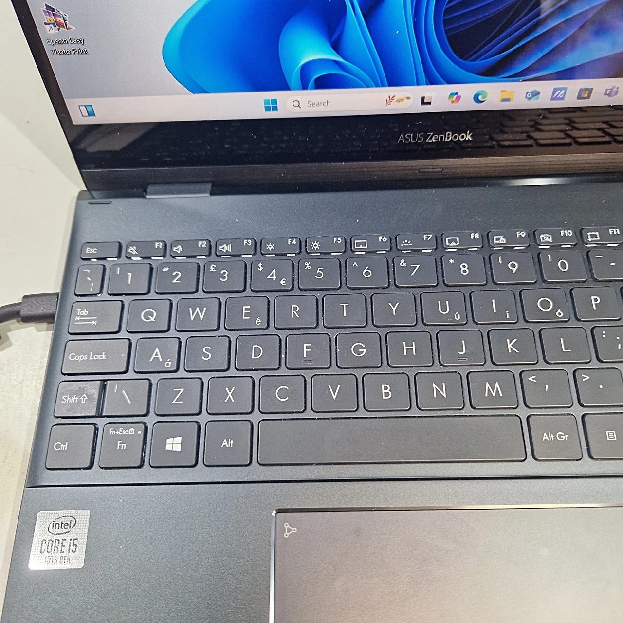 laptop-asus-zenbook-flip-13-8256gb-i5-1035g1-win11-stan-11323-2