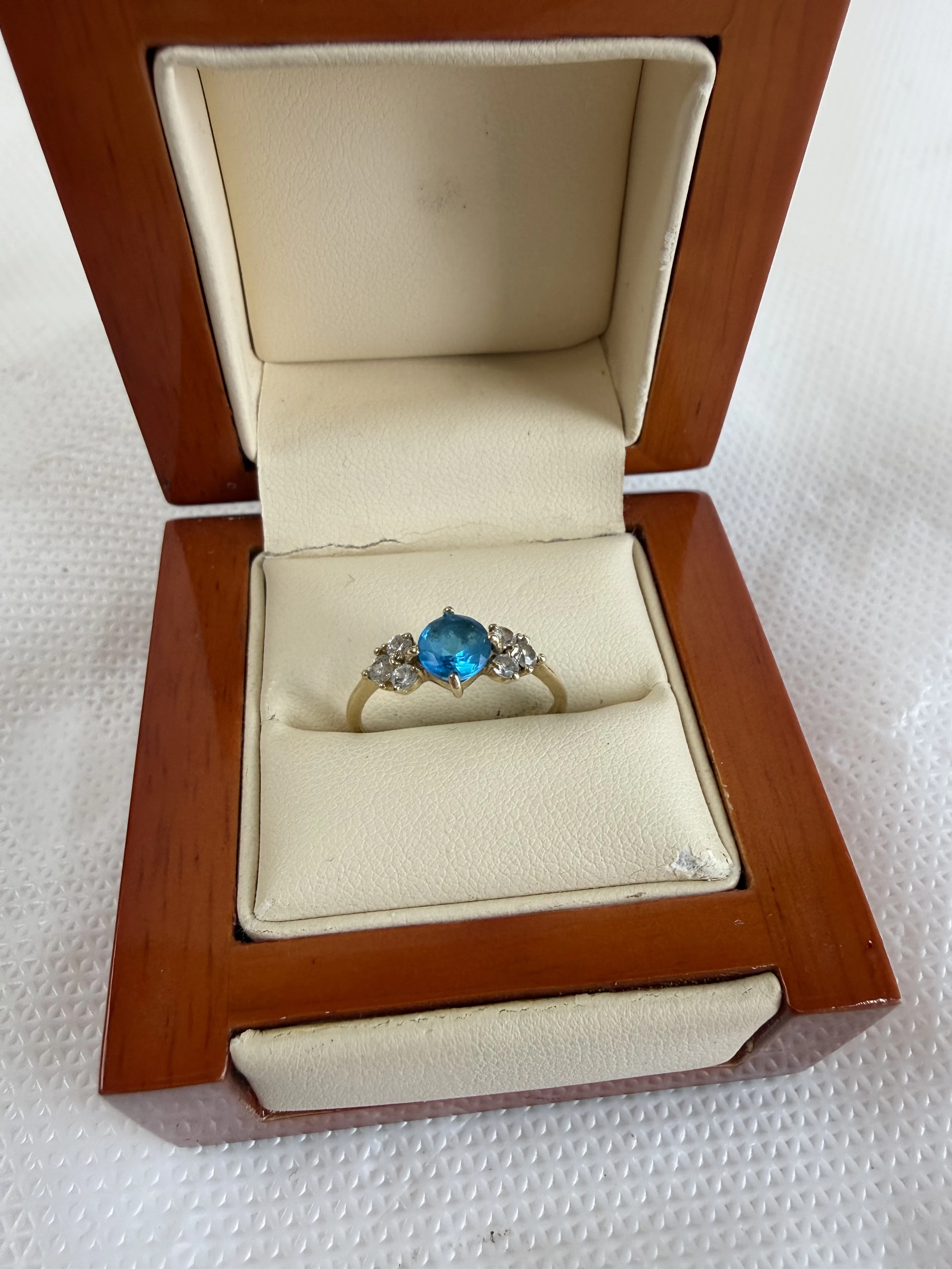 wyrob-jubilerski-uzywany-pierscionek-585-175-stan-11323-2