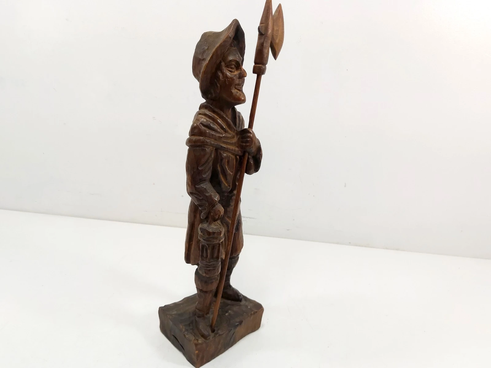 rzezba-latarnik-ok-40cm-mickiewicza-1-nidzica