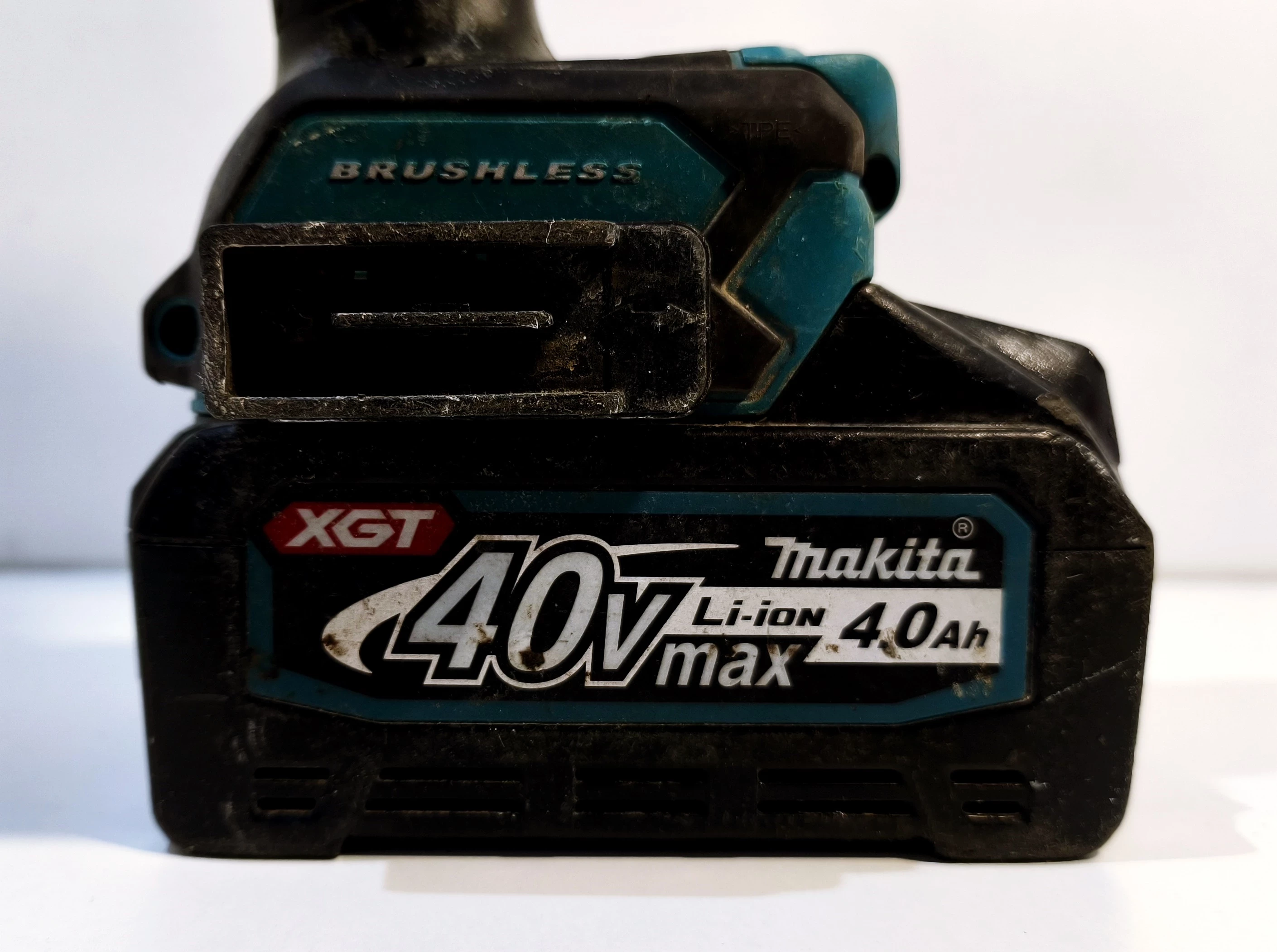 wkretarka-makita-df001g-kod-producenta-makita-df001gm201-xgt-40v