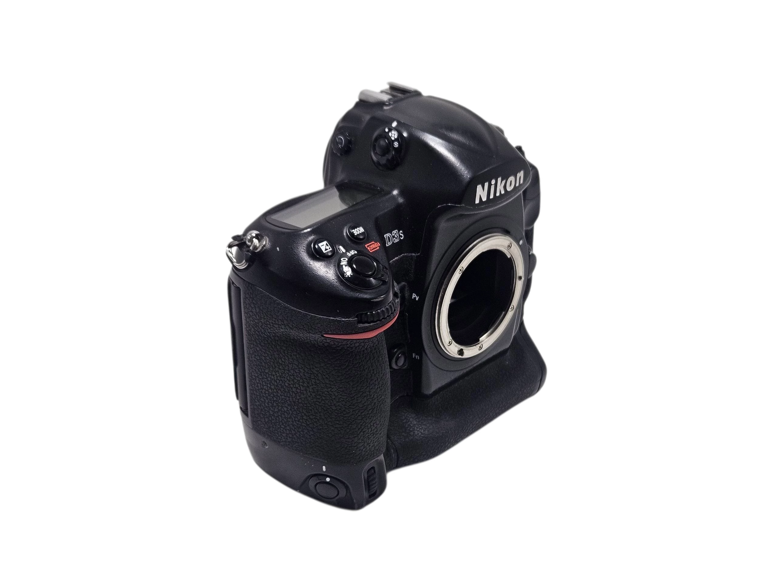 lustrzanka-nikon-d3s-nikkor-af-s-50-mm-f14g-nikkor-24-70mm-f28g-ed-stan-11323-2