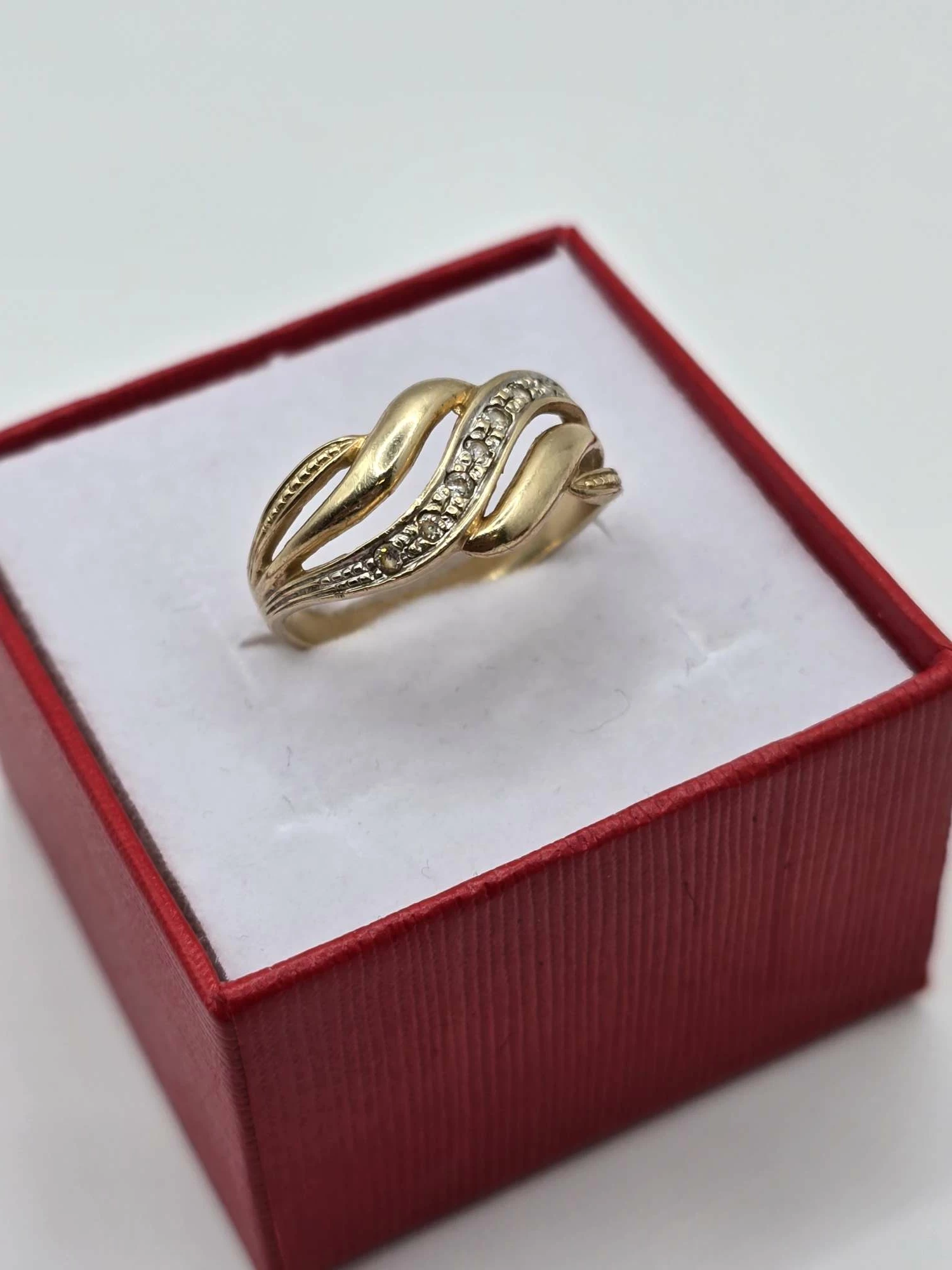 zloty-pierscionek-277g-p-585-r-19-rodzaj-2205-2